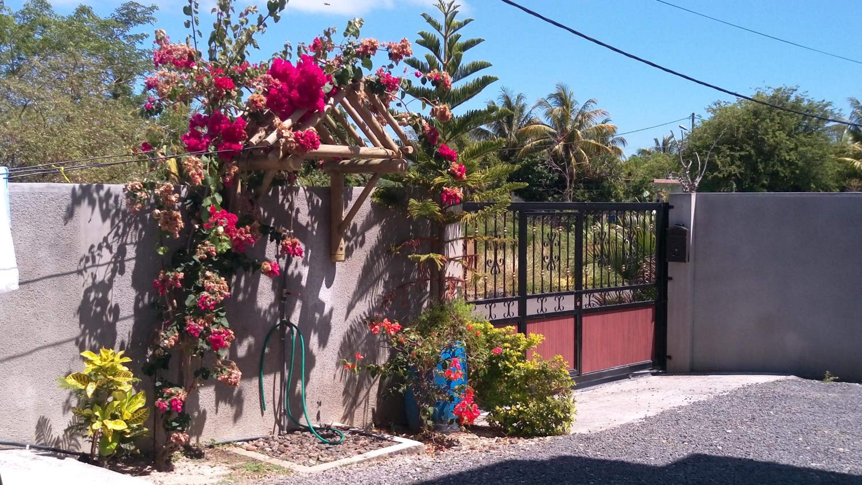 Suntoo Villa Wind & Kitesurf Accommodation view 2