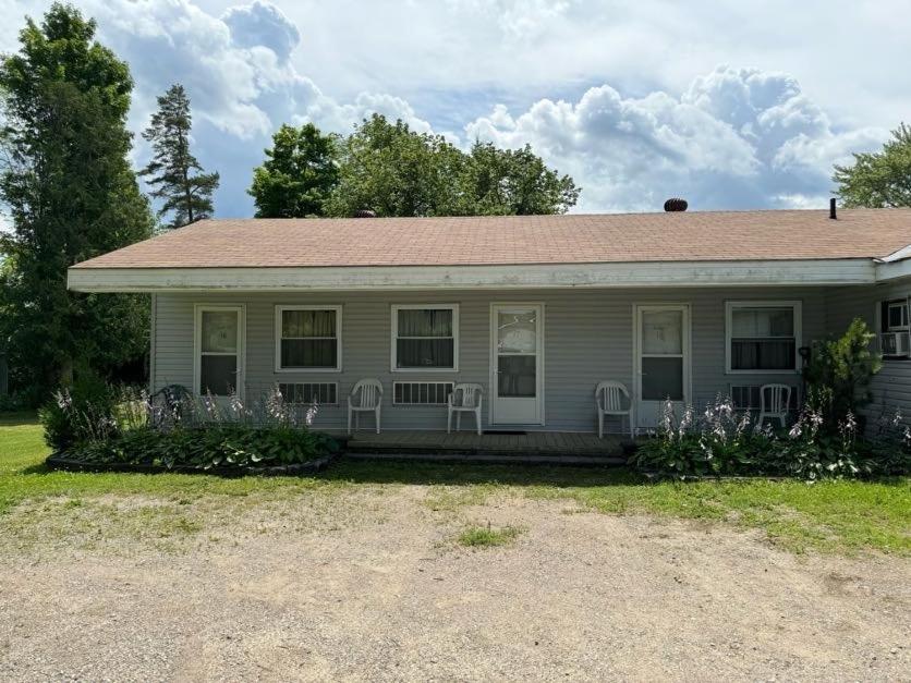 Orillia Vacations - Holiday Motel - Property Image 9