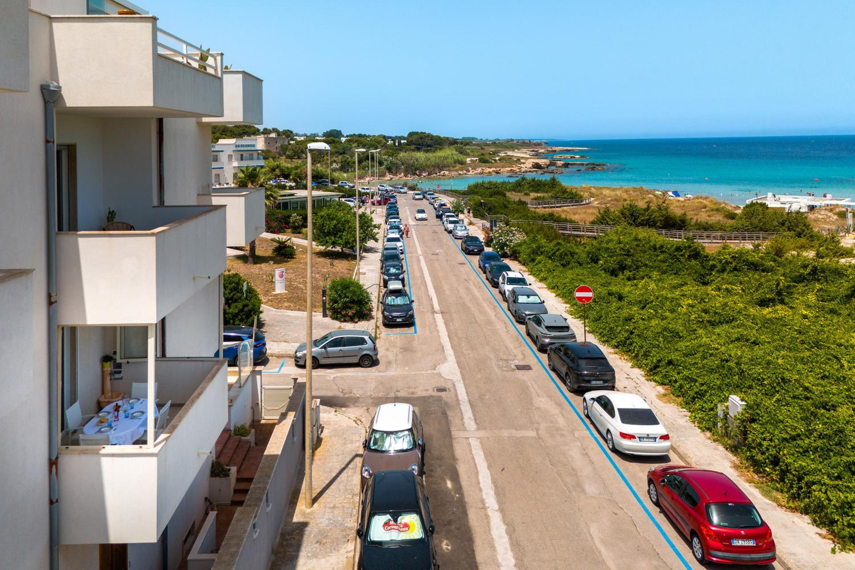 Beachfront Apartment with Amazing Sea View Balconies photo 2