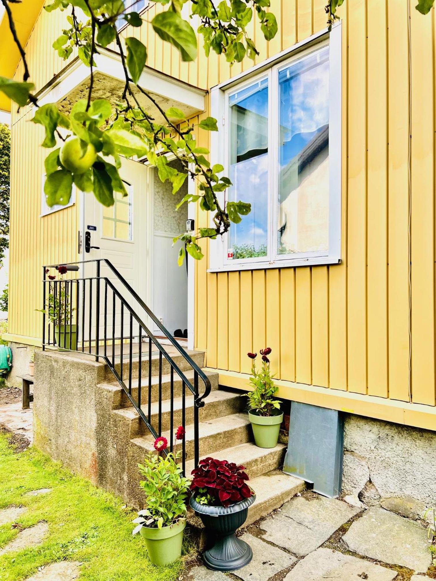 Apartment in house with View and free parking