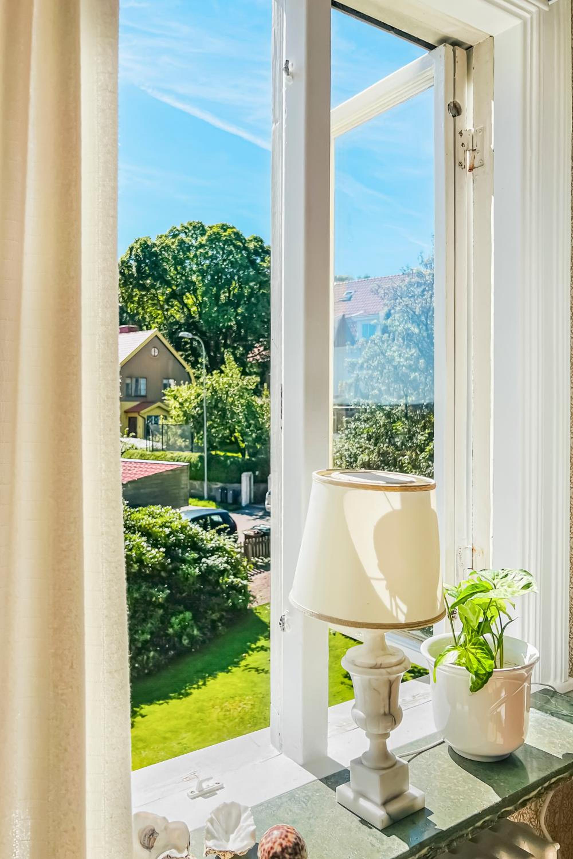 Apartment in house with View and free parking