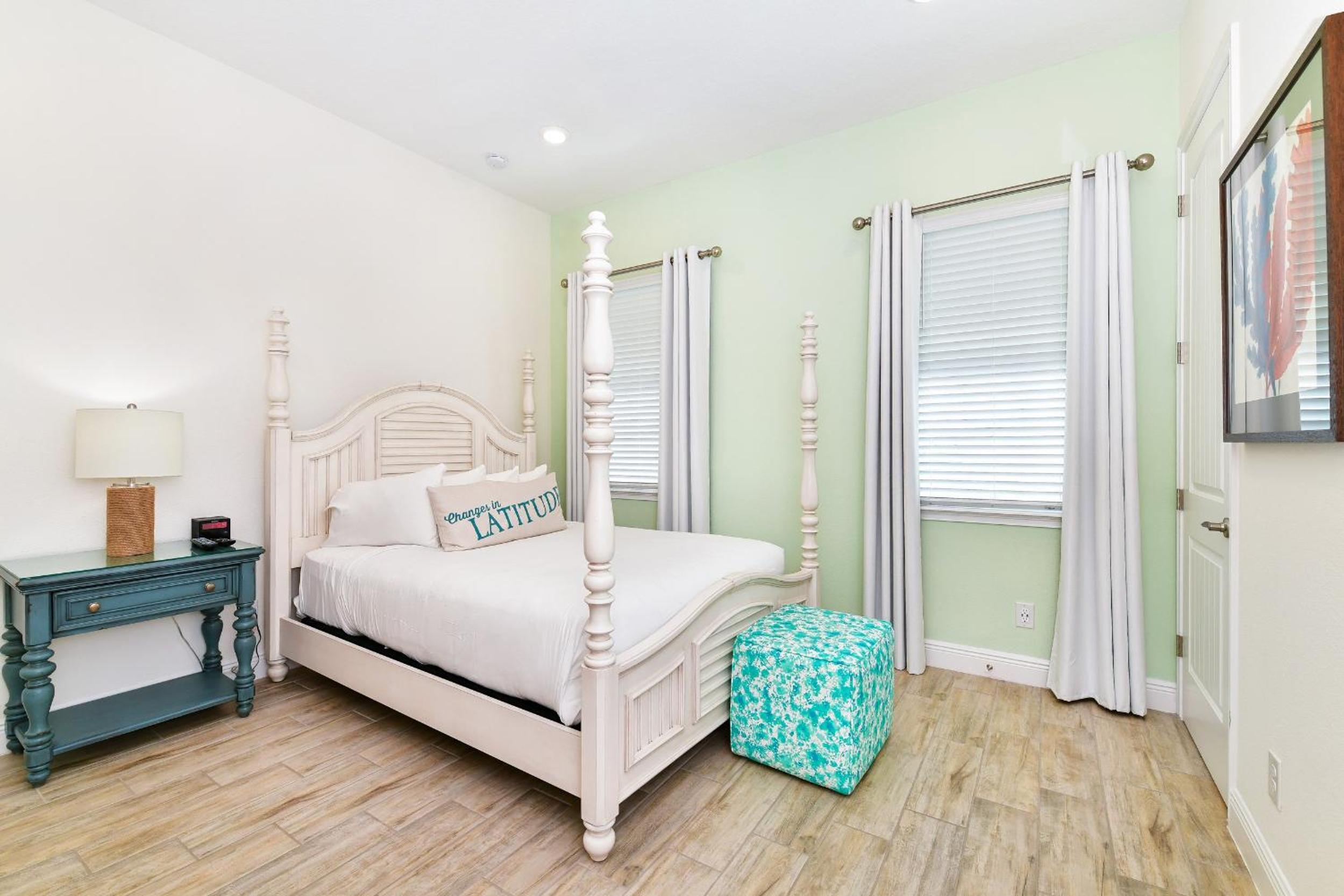 Sunny Yellow Cottage Near Disney With Margaritaville Resort & Island H20 Waterpark Access - 2995La