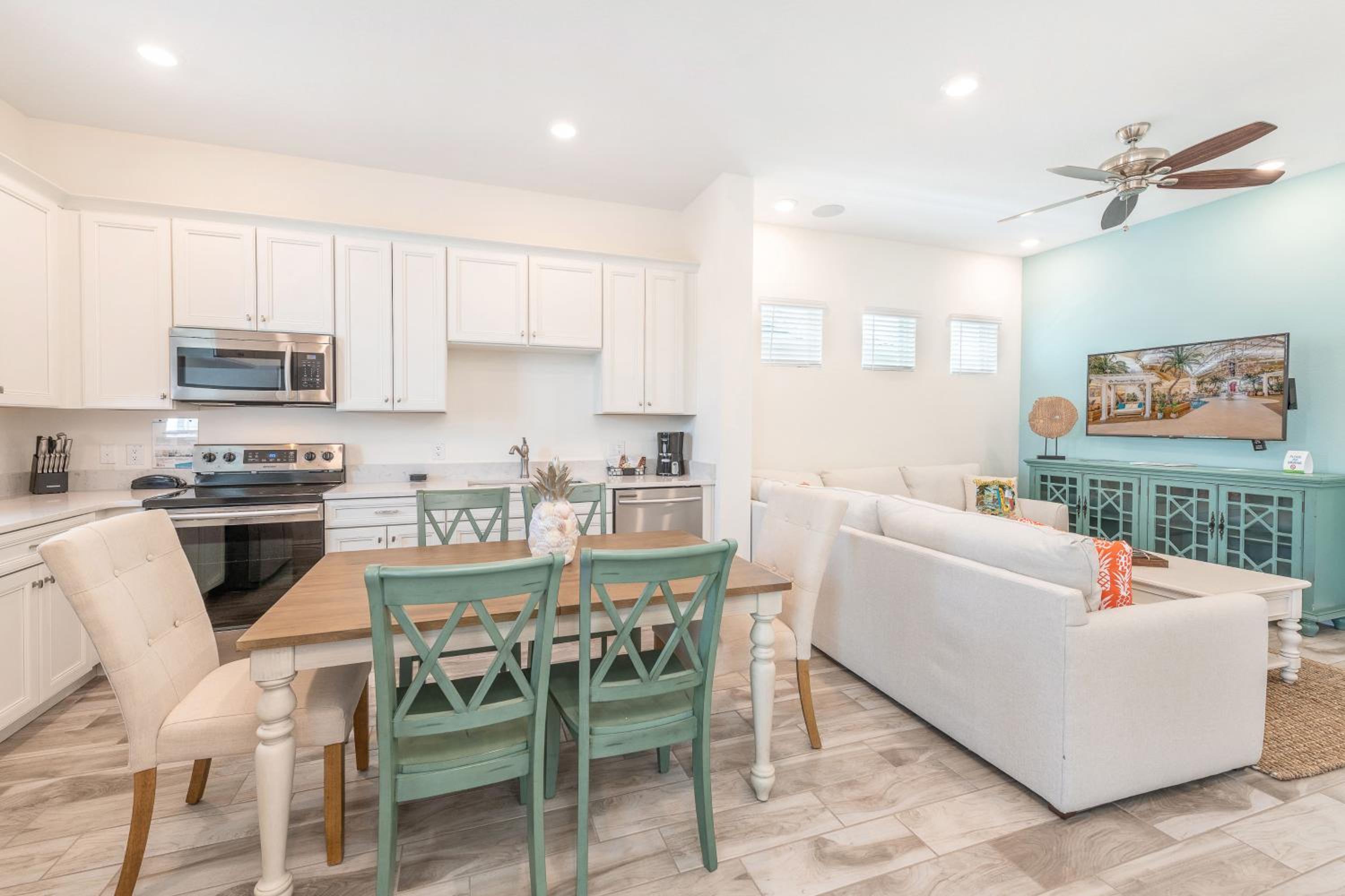 Blue Shores Cottage Near Disney With Margaritaville Resort & Island H2O Access - 8079Kd