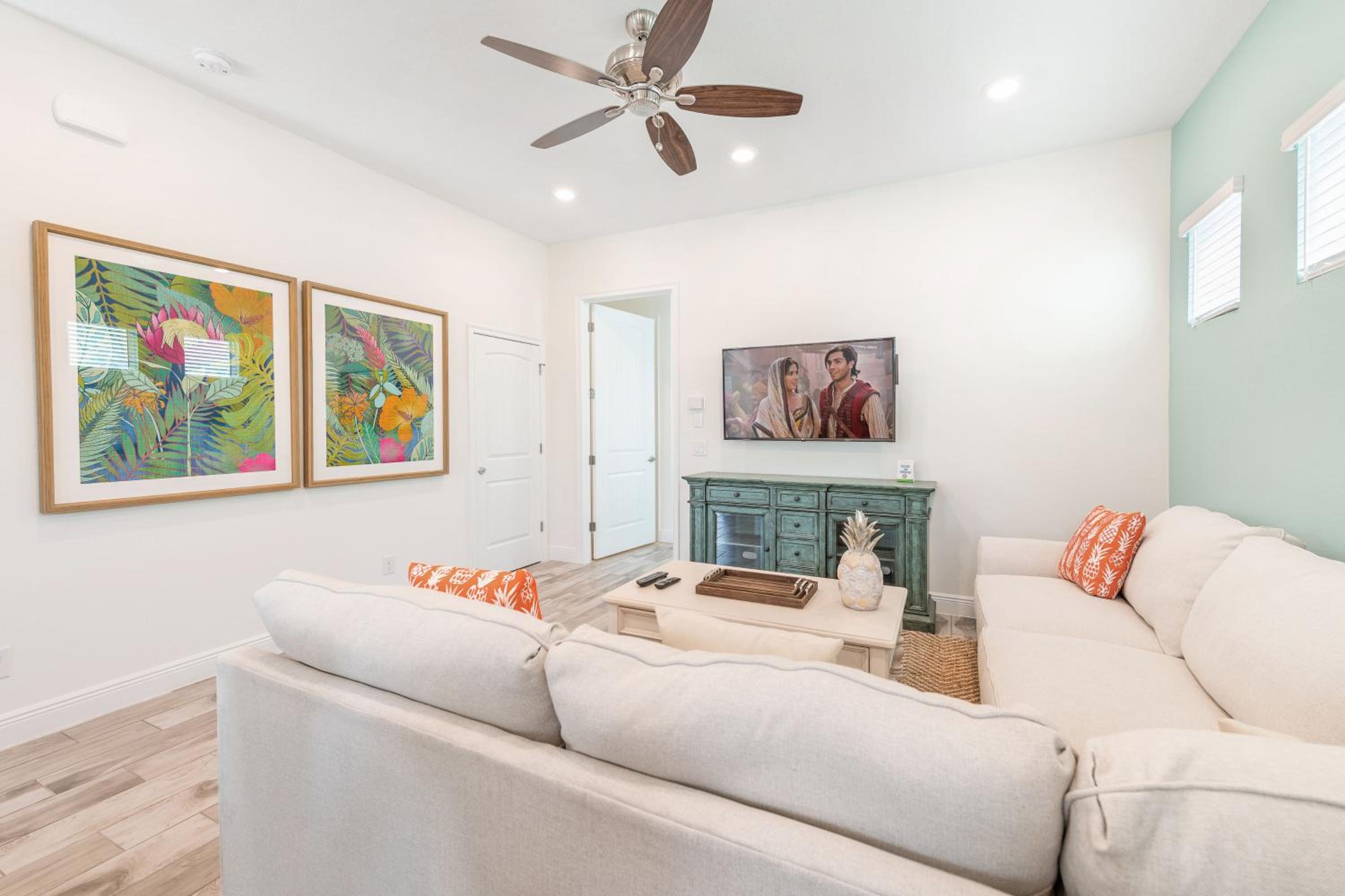 Blue Skies Cottage Near Disney With Margaritaville Resort Access - 8088KD