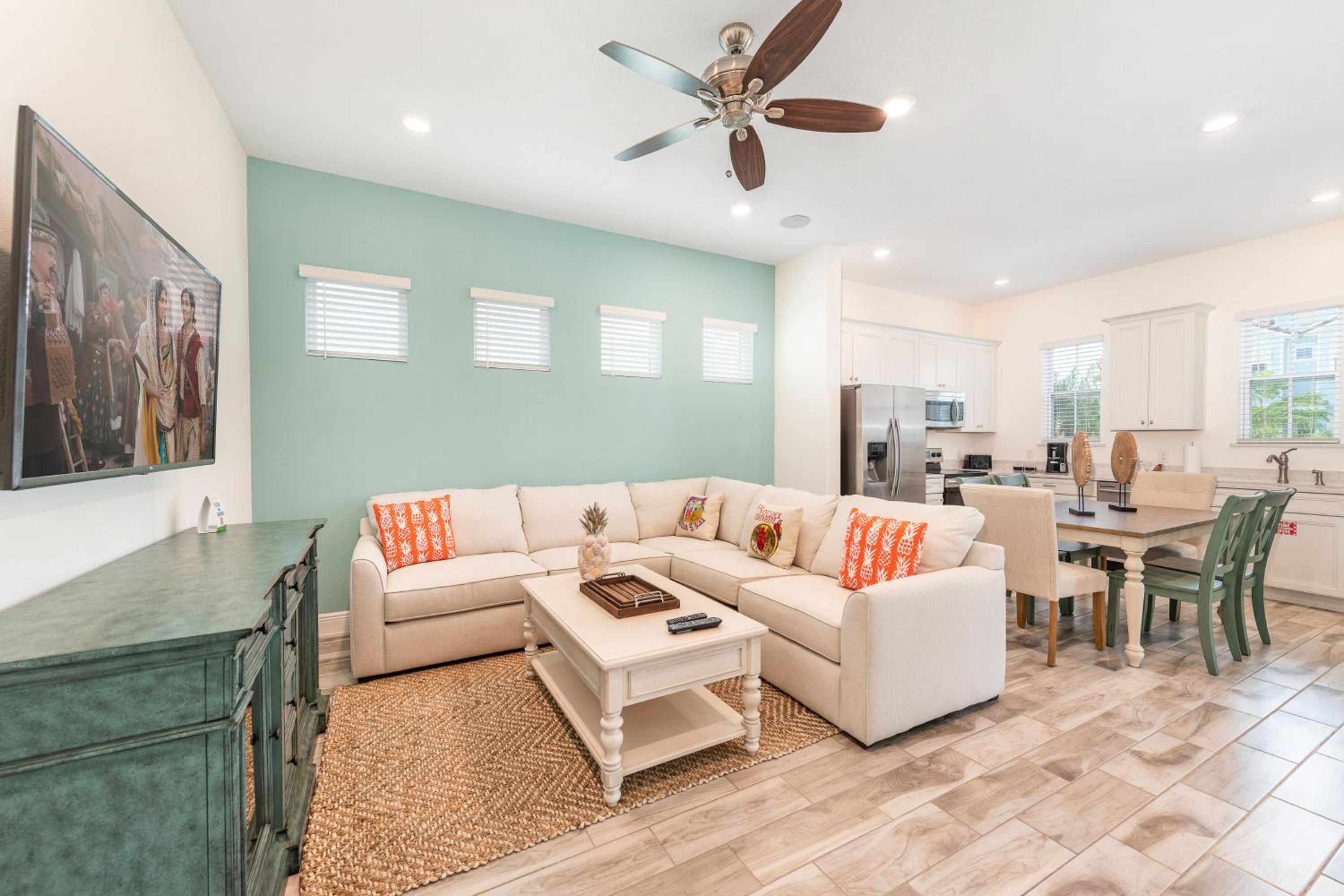 Blue Skies Cottage Near Disney With Margaritaville Resort Access - 8088KD