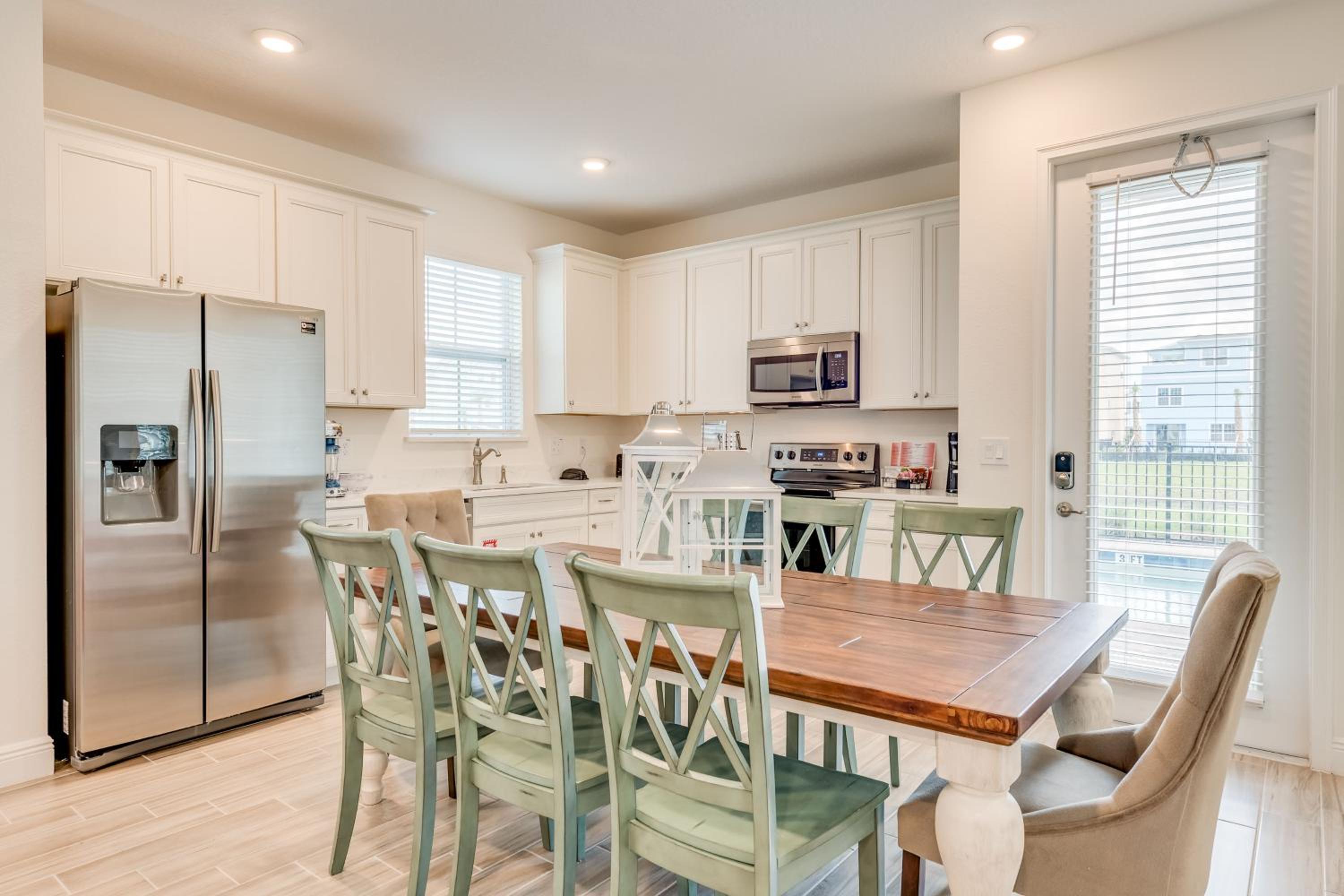 Coral Waves Cottage With Private Pool Near Disney With Margaritaville Resort & Island H2O Access - 8040Sh
