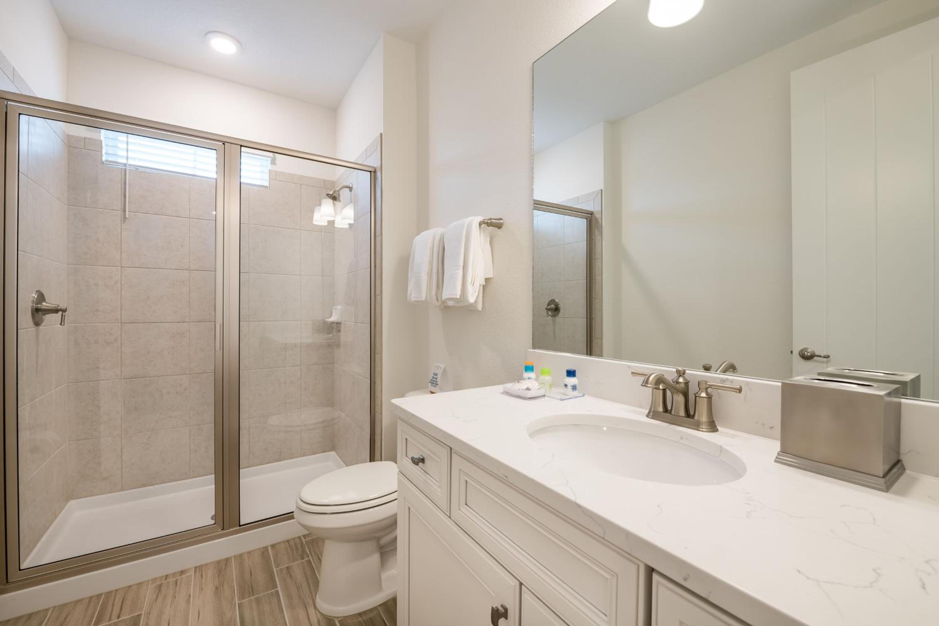 Coral Waves Cottage With Private Pool Near Disney With Margaritaville Resort & Island H2O Access - 8040Sh