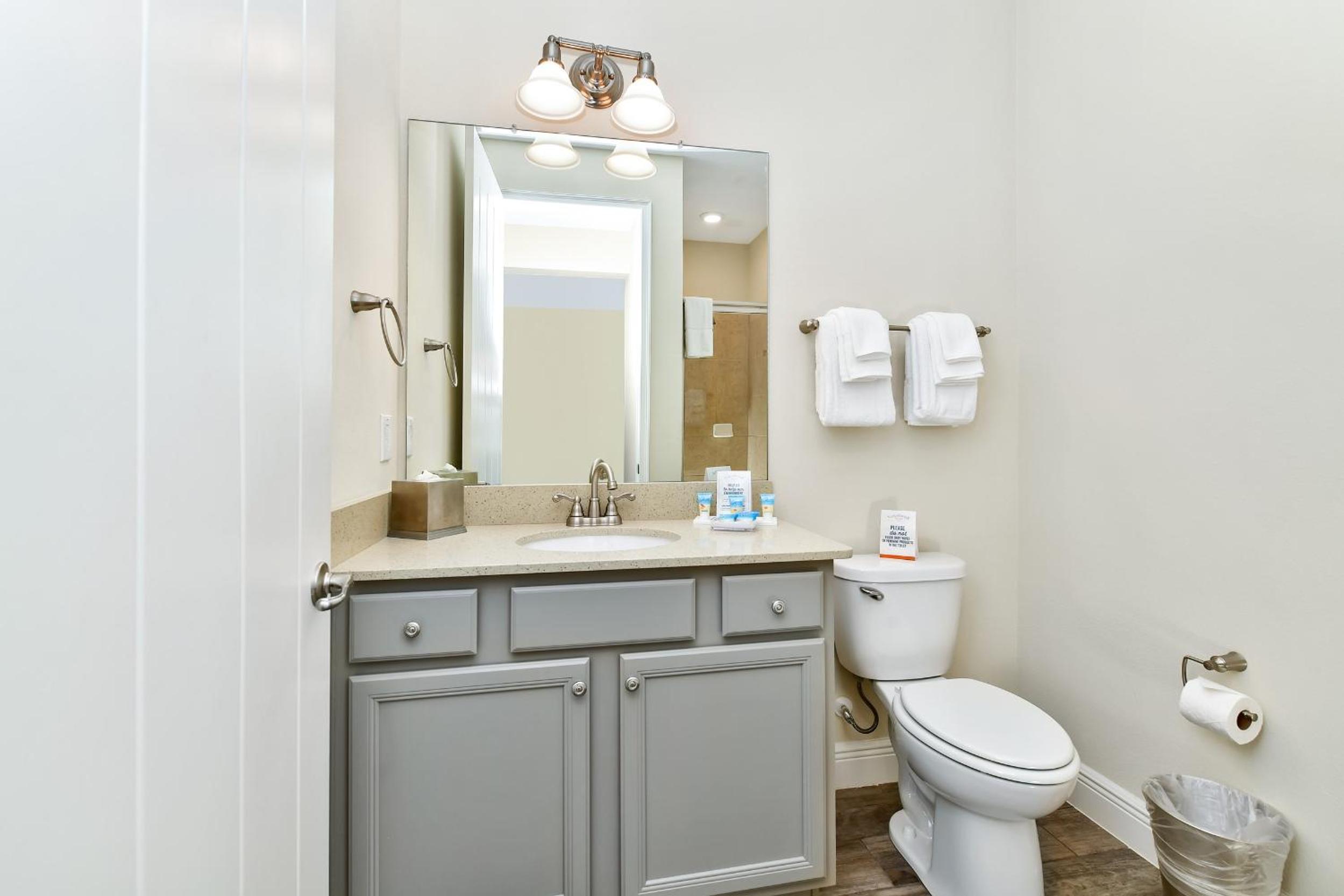 Sunrise Cottage With Private Pool Near Disney With Margaritaville Resort & Island H2O Access - 8017Su