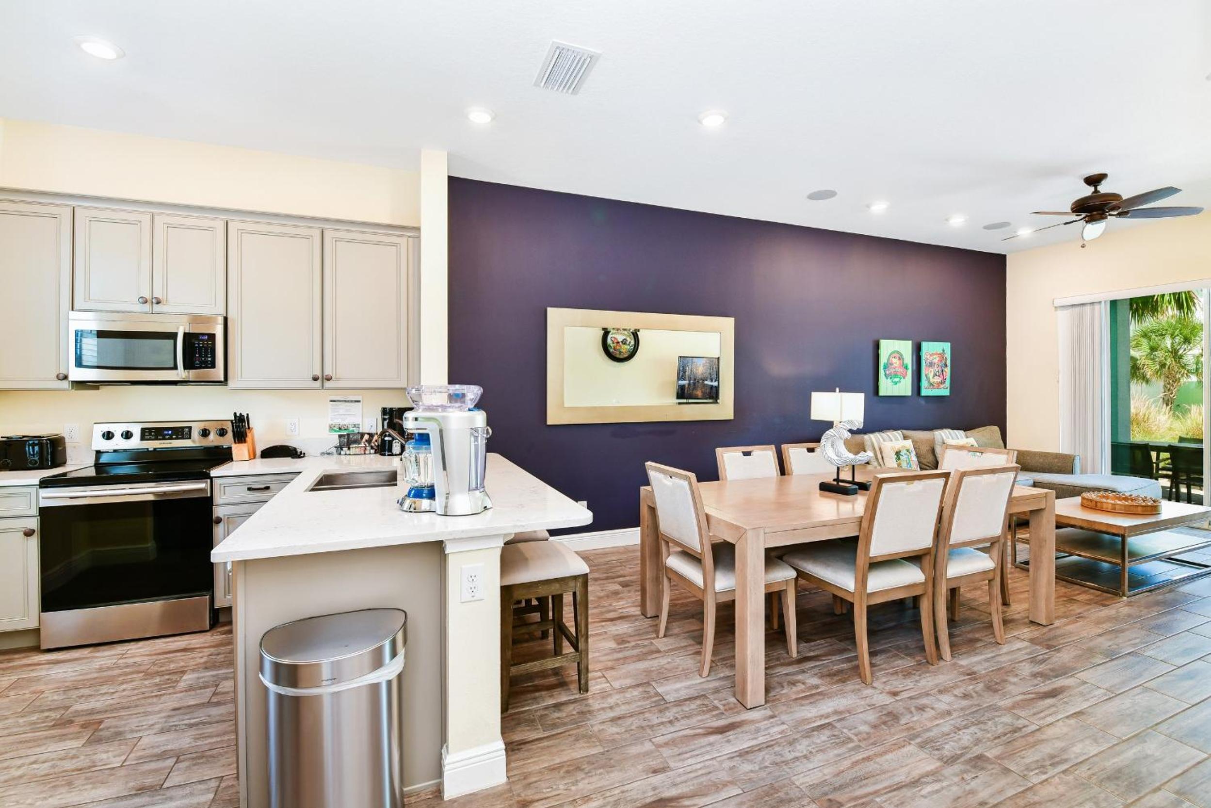 Beautiful Cottage With Hot Tub Near Disney With Margaritaville Resort & Island H2O Access - 8053Ls