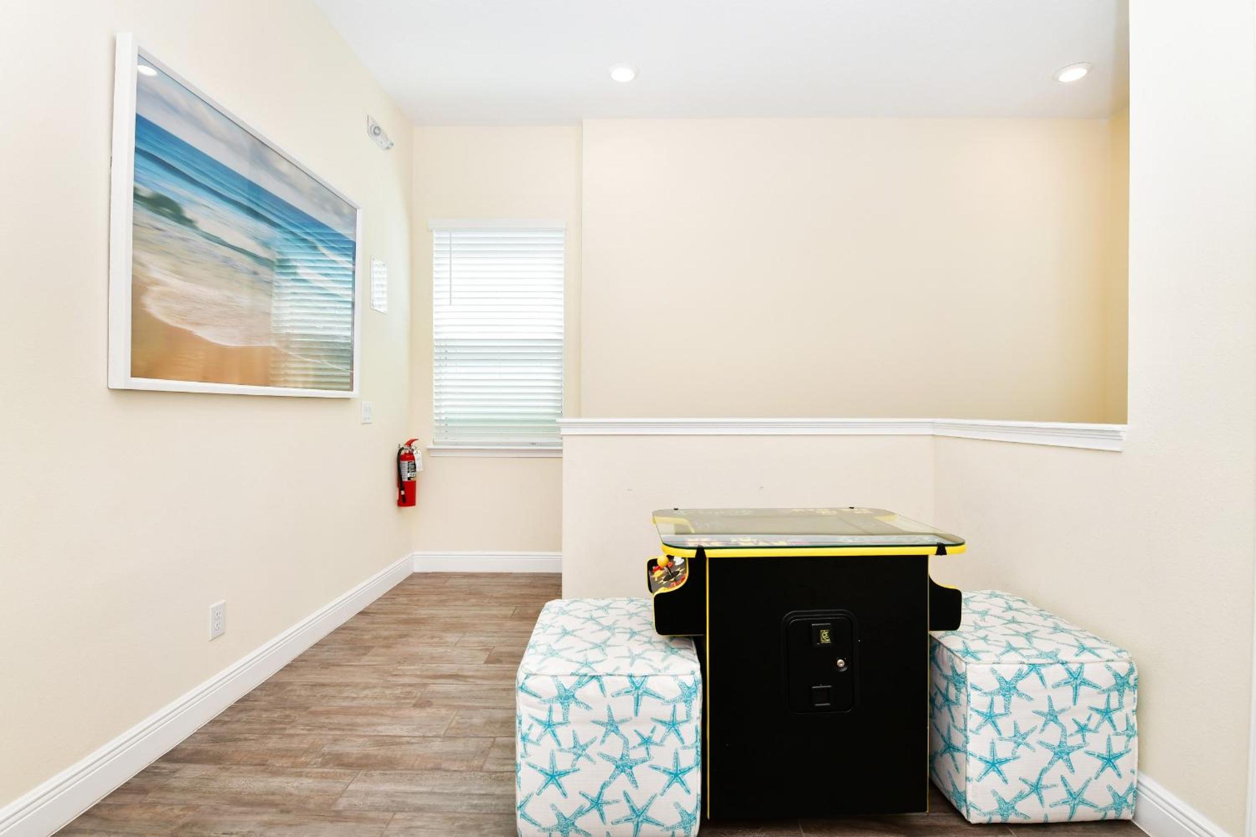 Beautiful Cottage With Hot Tub Near Disney With Margaritaville Resort & Island H2O Access - 8053Ls
