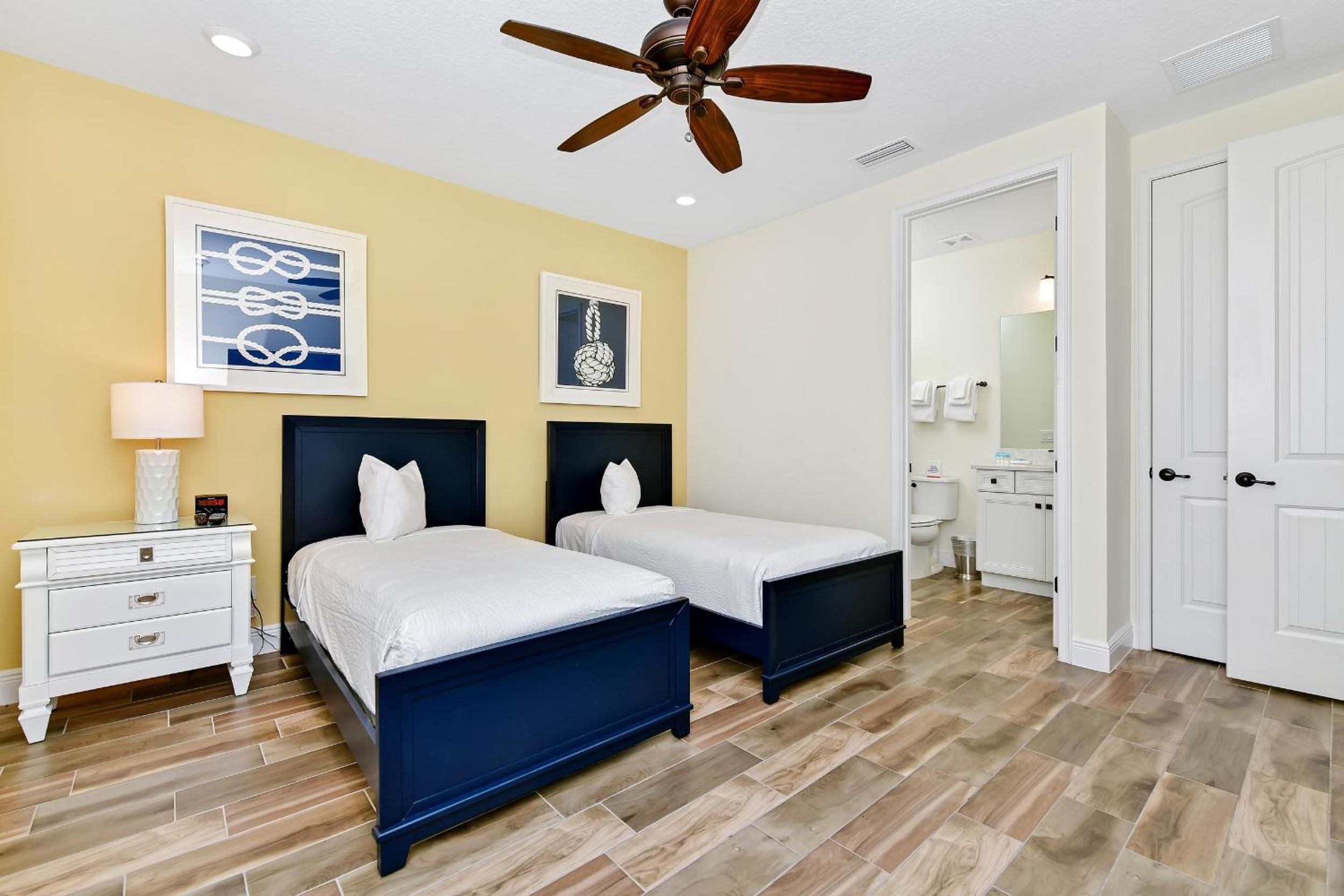 Sunshine Cottage With Private Pool Near Disney With Margaritaville Resort & Island H20 Access - 8165Su
