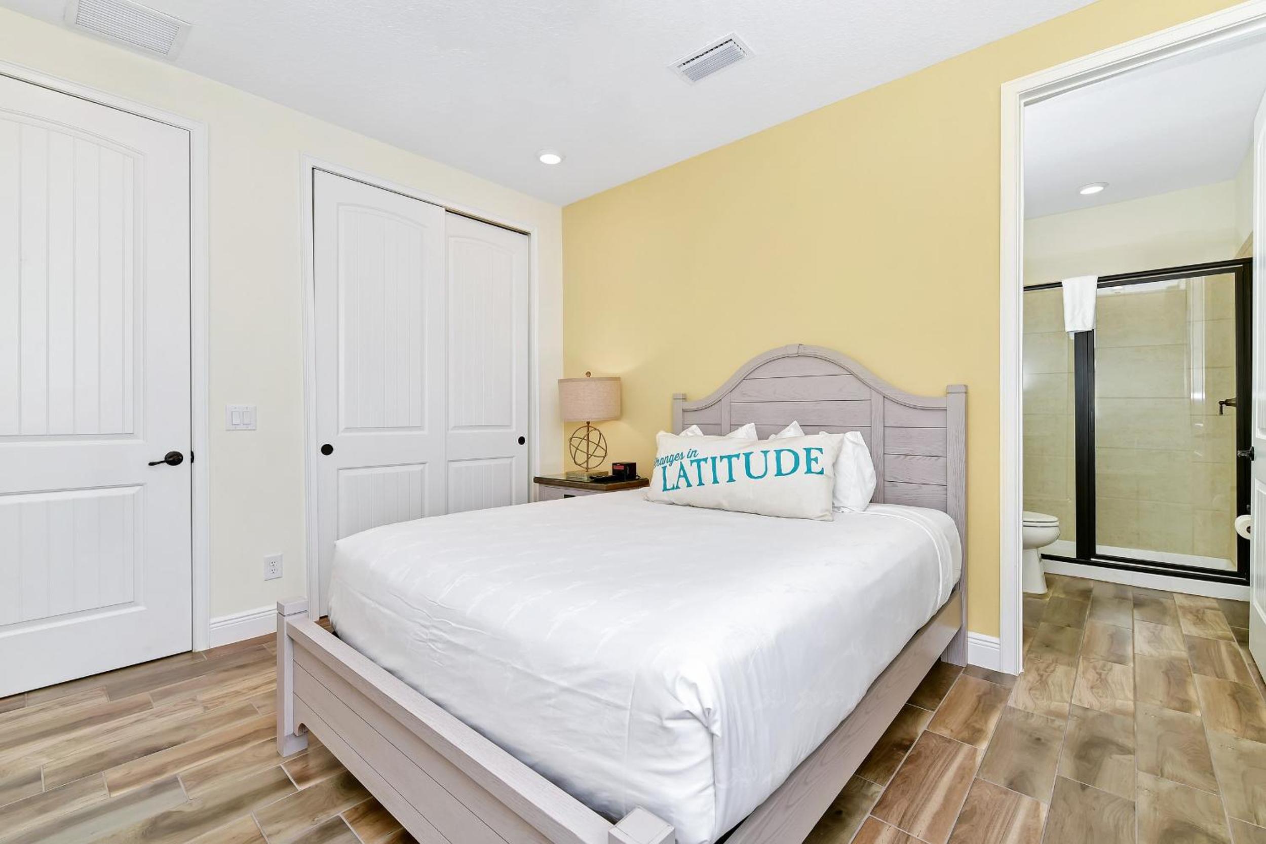Sunshine Cottage With Private Pool Near Disney With Margaritaville Resort & Island H20 Access - 8165Su