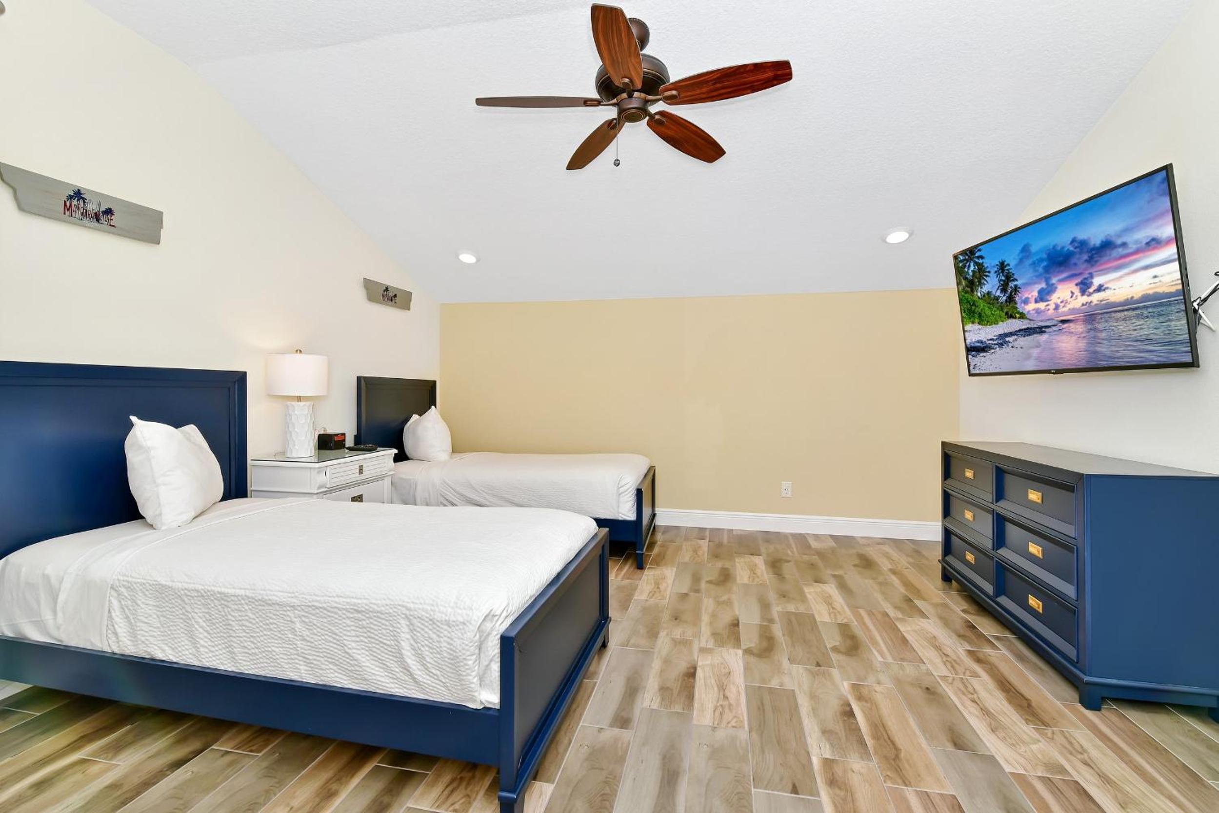 Sunshine Cottage With Private Pool Near Disney With Margaritaville Resort & Island H20 Access - 8165Su