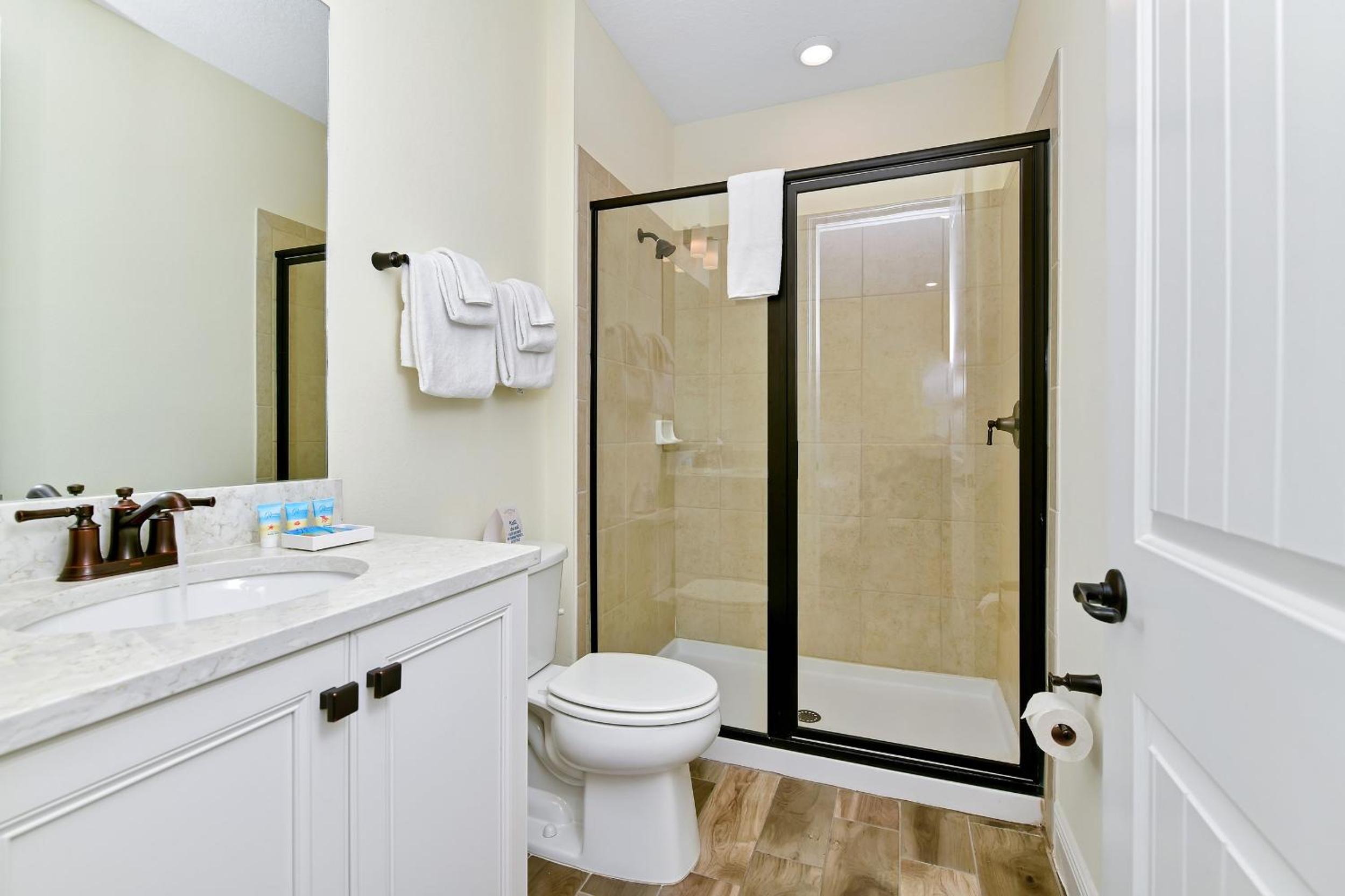 Sunshine Cottage With Private Pool Near Disney With Margaritaville Resort & Island H20 Access - 8165Su