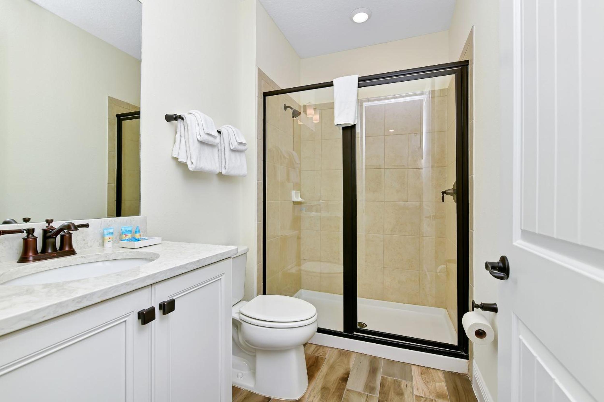 Sunshine Cottage With Private Pool Near Disney With Margaritaville Resort & Island H20 Access - 8165Su