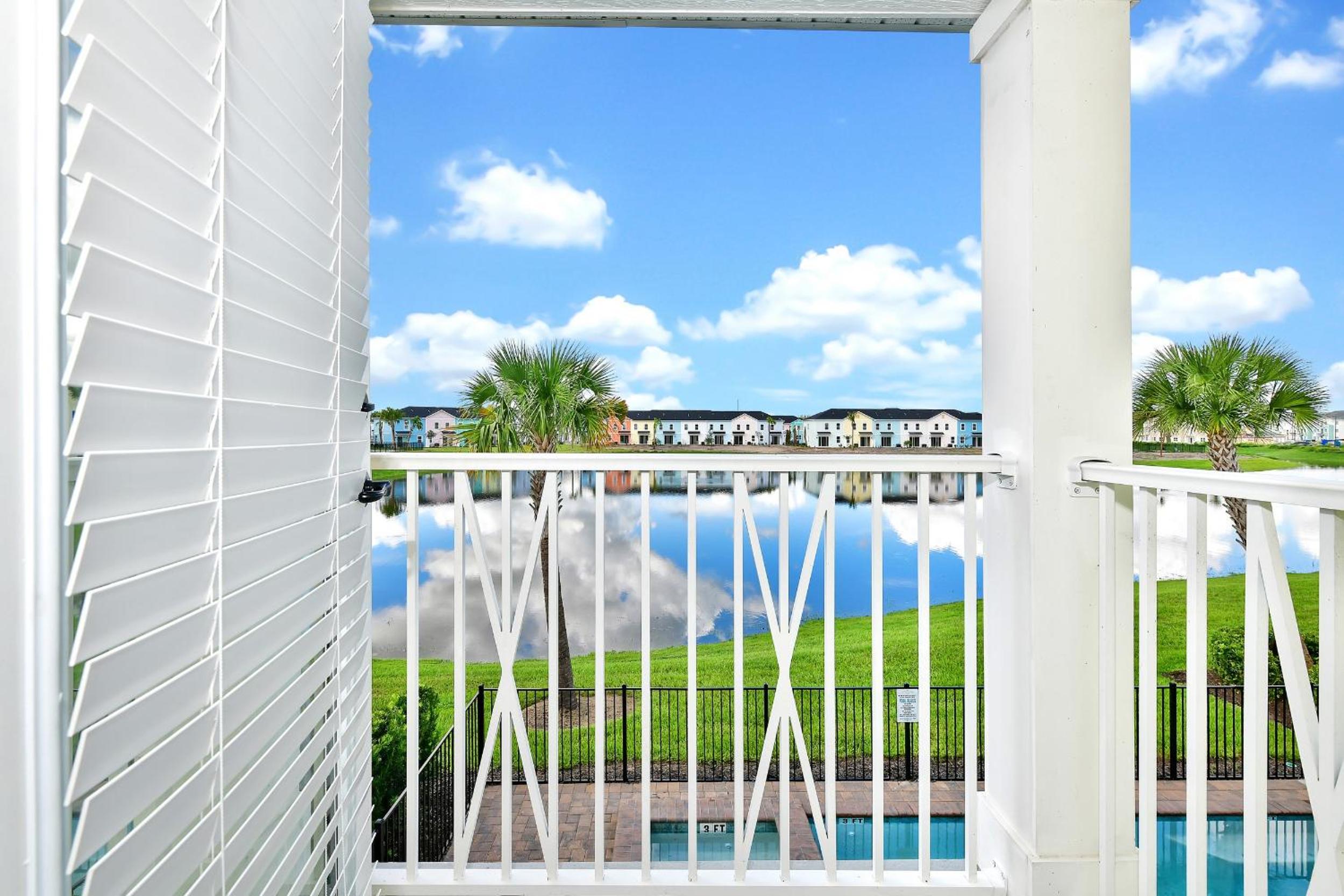 Sunshine Cottage With Private Pool Near Disney With Margaritaville Resort & Island H20 Access - 8165Su