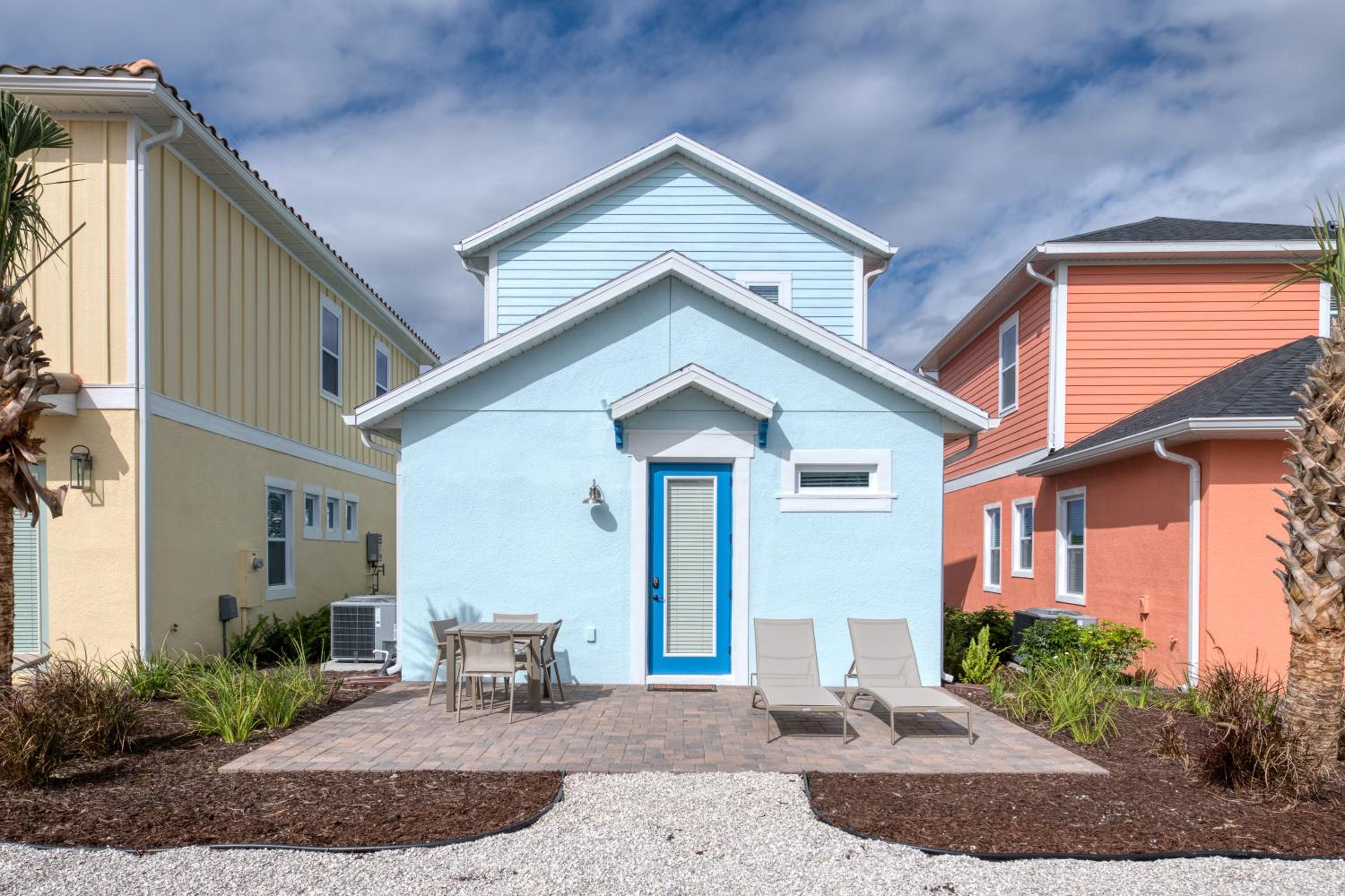 Tropical Paradise Cottage Near Disney With Margaritaville Resort & Island H2O Access - 8061Kd