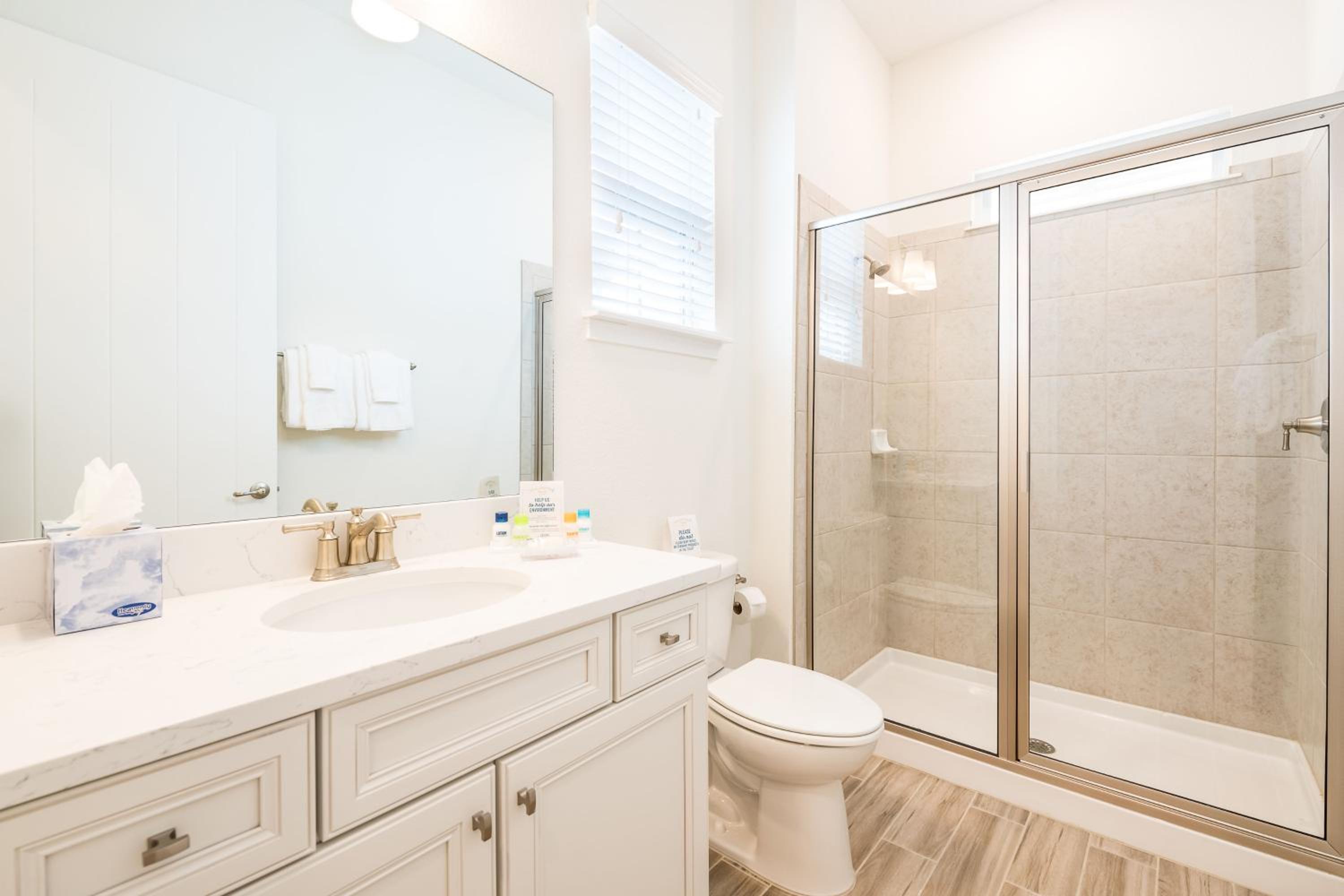 Sea Breeze Cottage Near Disney With Private Hot Tub & Margaritaville Resort & Island H20 Waterpark Access - 3016Sr