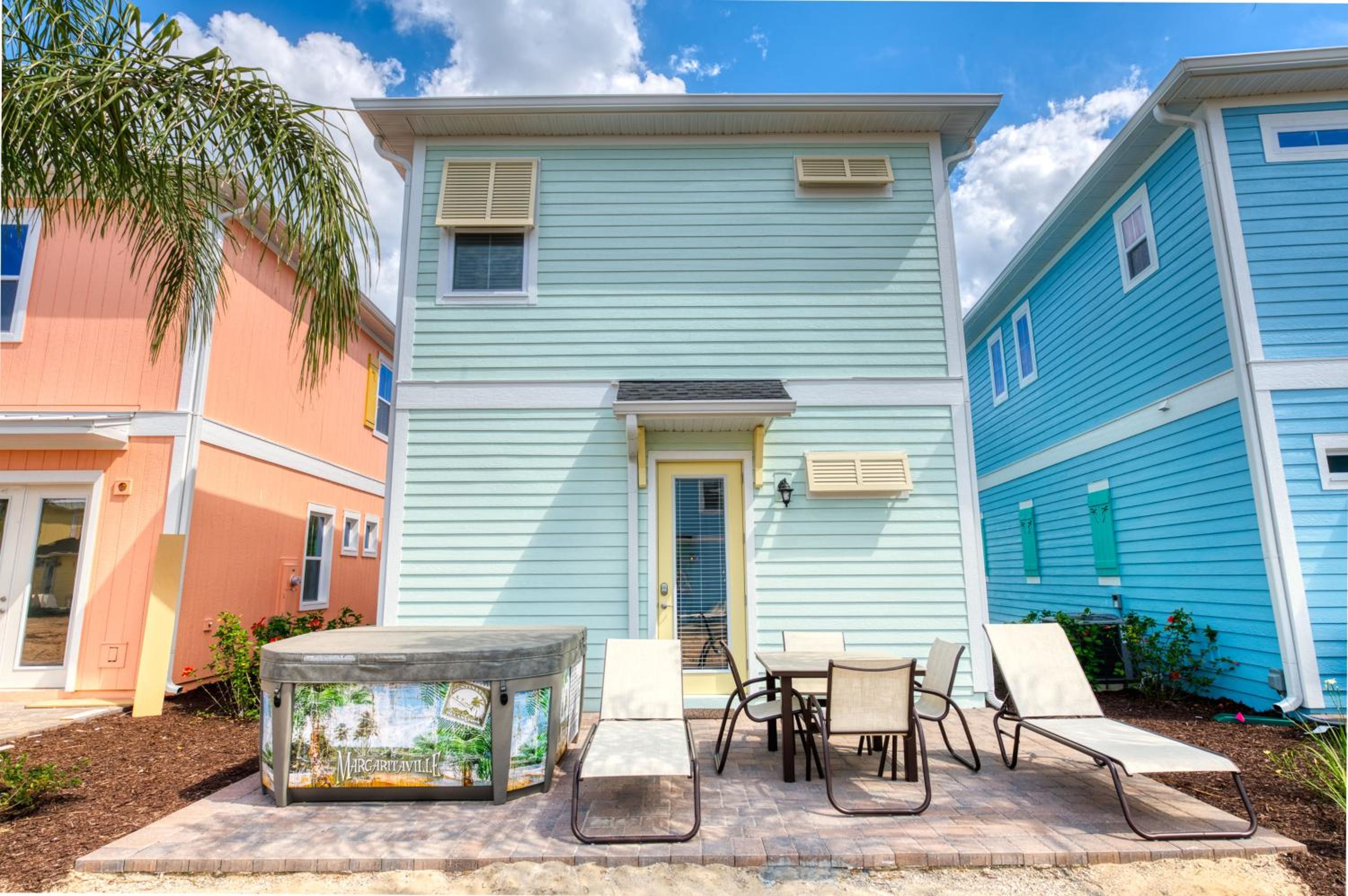 Sea Breeze Cottage Near Disney With Private Hot Tub & Margaritaville Resort & Island H20 Waterpark Access - 3016Sr