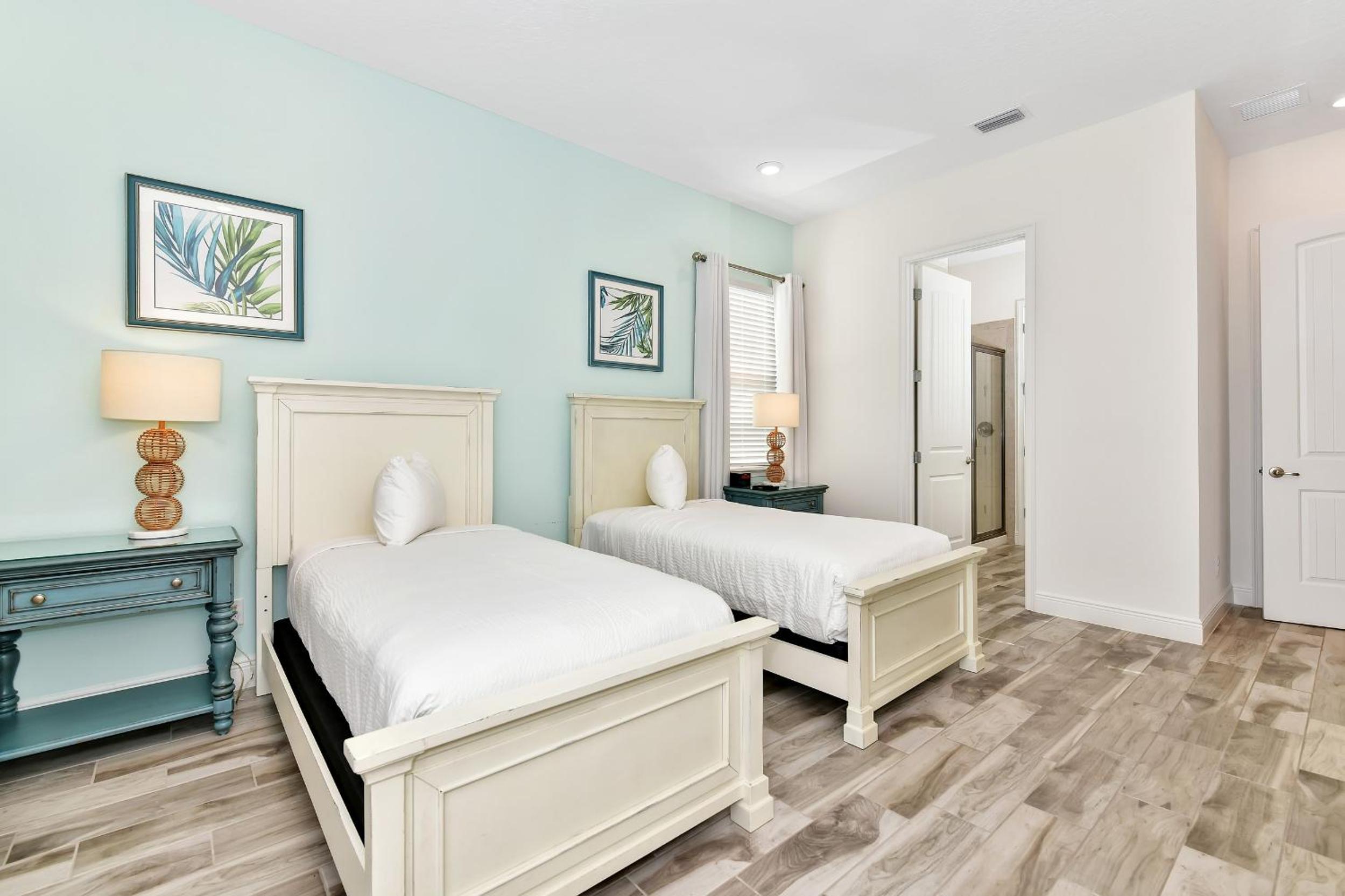 This Pink Cottage Near Disney With Margaritaville Resort & Island H20 Access - 8141Su