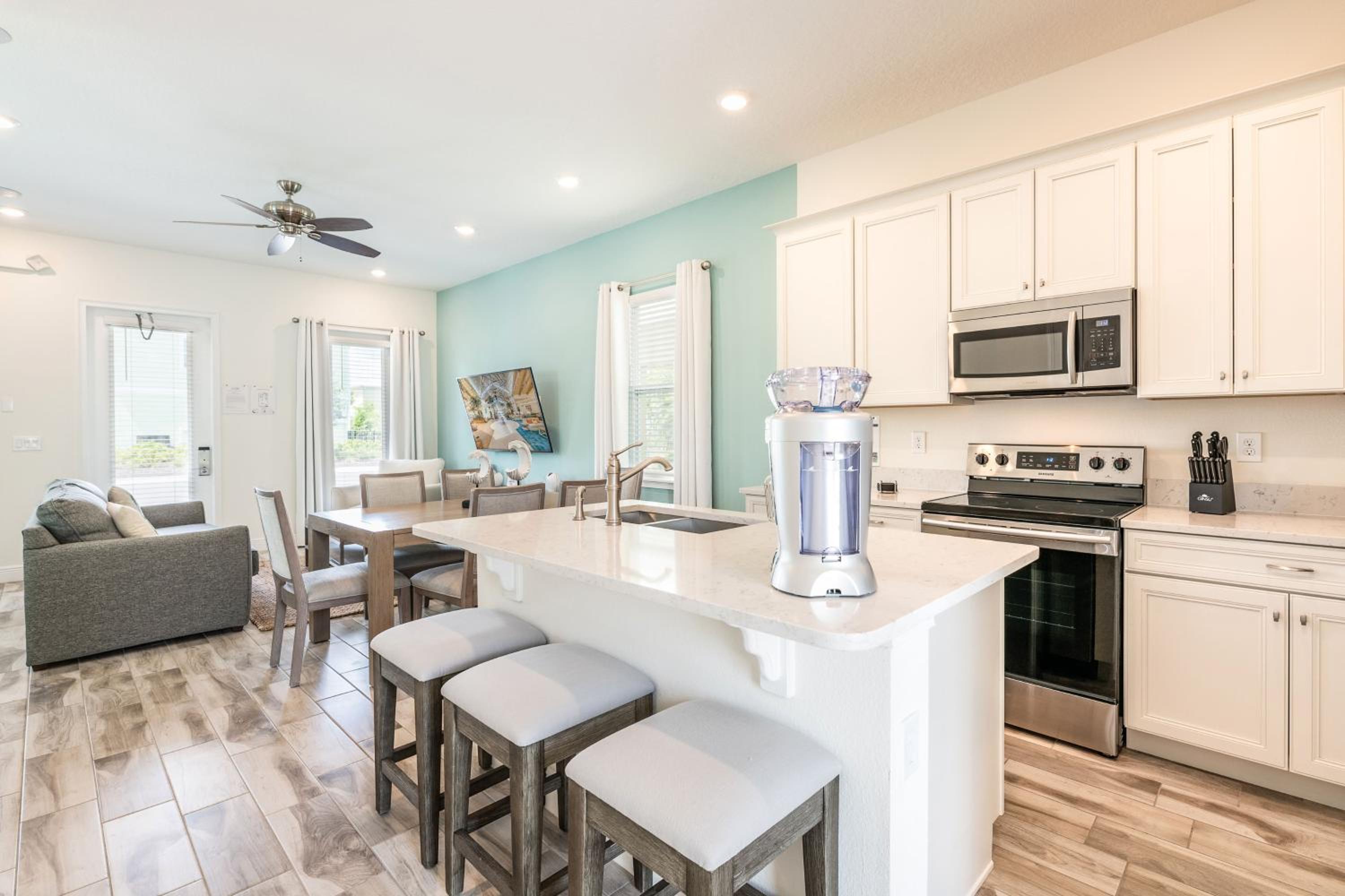 Seaweed Paradise Cottage Near Disney With Margaritaville Resort & Island H2O Access - 8057Kd