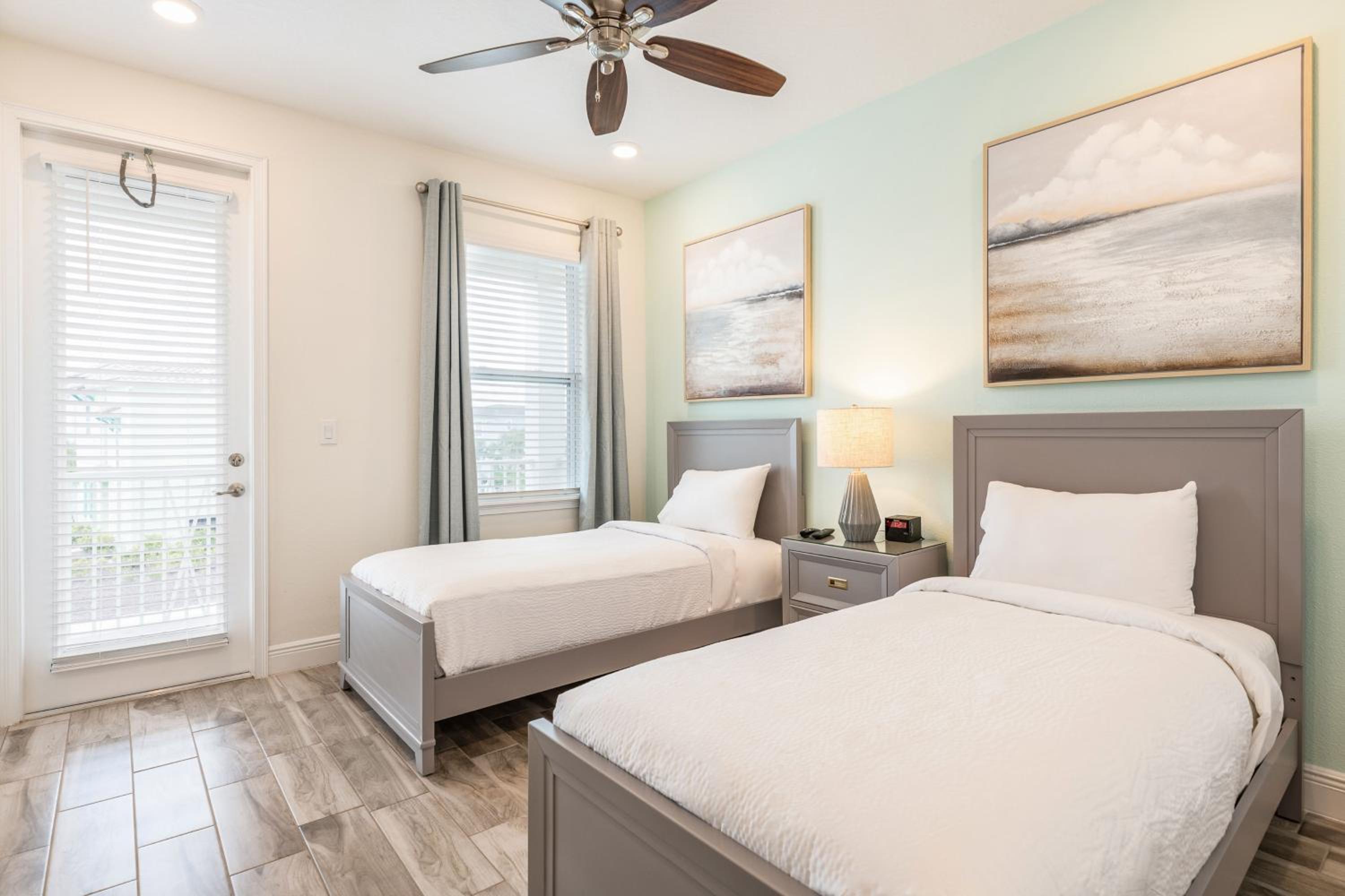 Seaweed Paradise Cottage Near Disney With Margaritaville Resort & Island H2O Access - 8057Kd