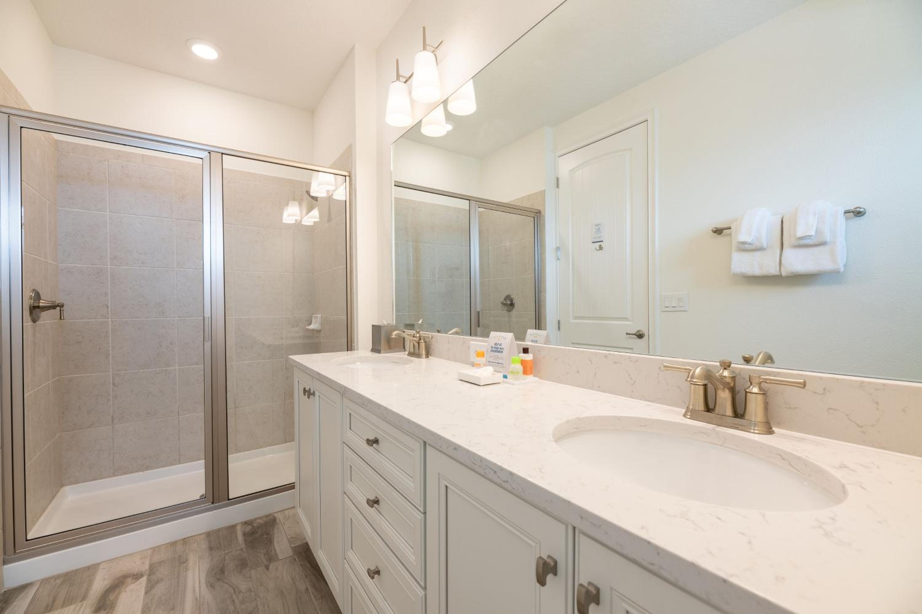 Seaweed Paradise Cottage Near Disney With Margaritaville Resort & Island H2O Access - 8057Kd