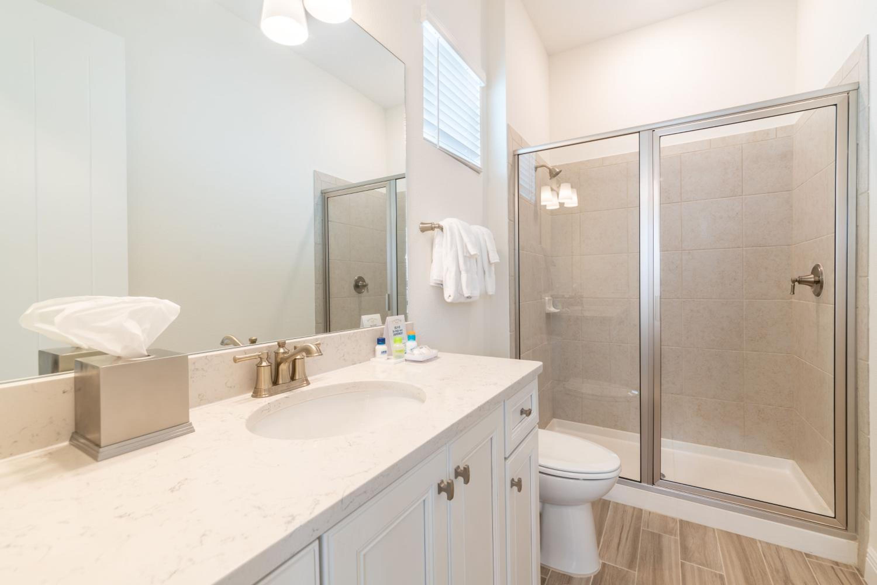 Waterfront Cottage With Private Pool Near Disney And Margaritaville Resort & Island H20 Access - 7985Su