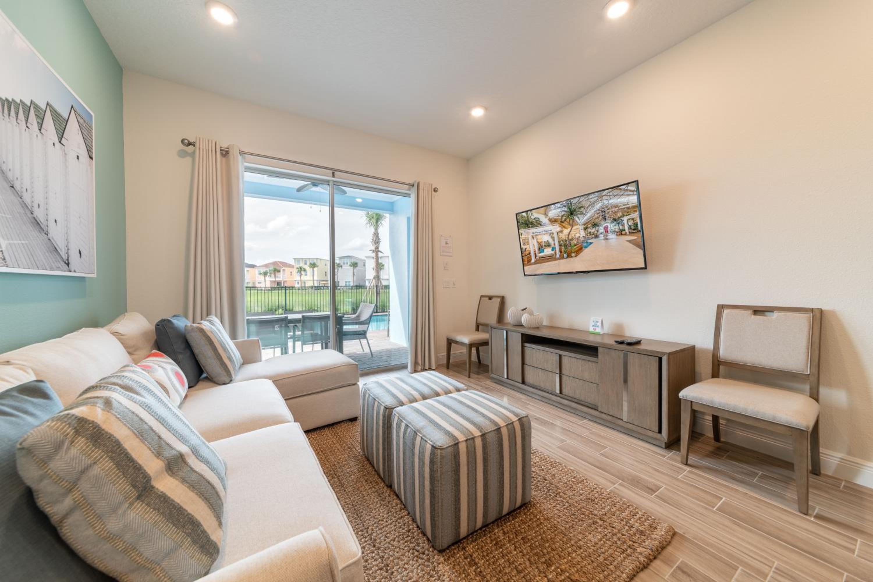 Waterfront Cottage With Private Pool Near Disney And Margaritaville Resort & Island H20 Access - 7985Su