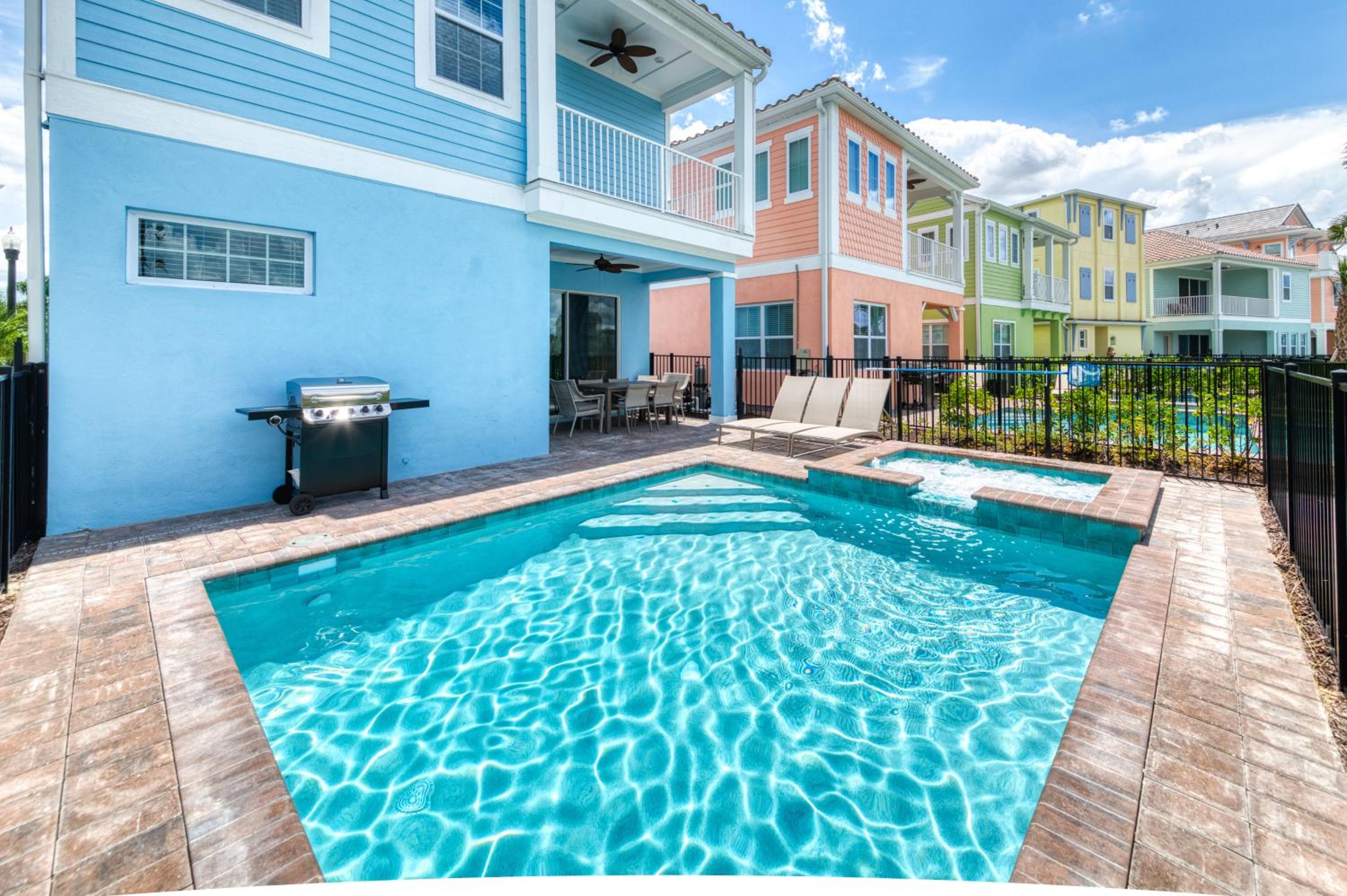 Waterfront Cottage With Private Pool Near Disney And Margaritaville Resort & Island H20 Access - 7985Su