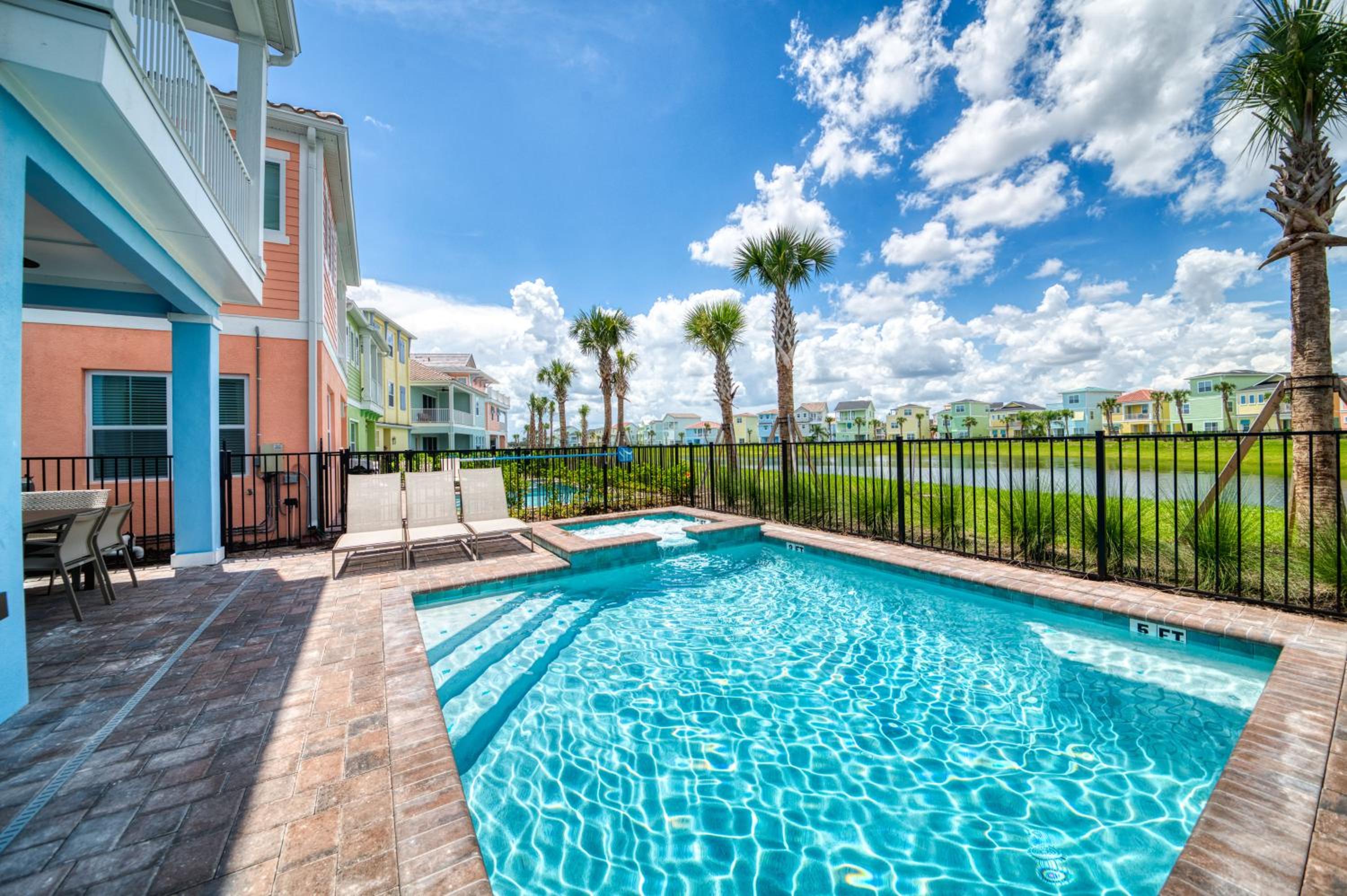 Waterfront Cottage With Private Pool Near Disney And Margaritaville Resort & Island H20 Access - 7985Su