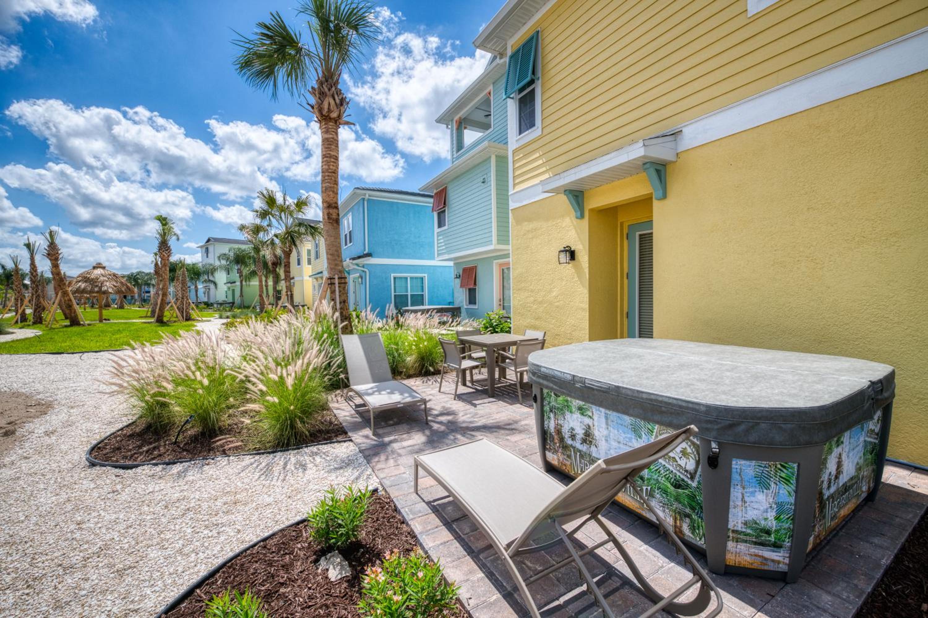 Sun Baked Cottage With Hot Tub Near Disney With Margaritaville Resort & Island H2O Access - 8089Dr