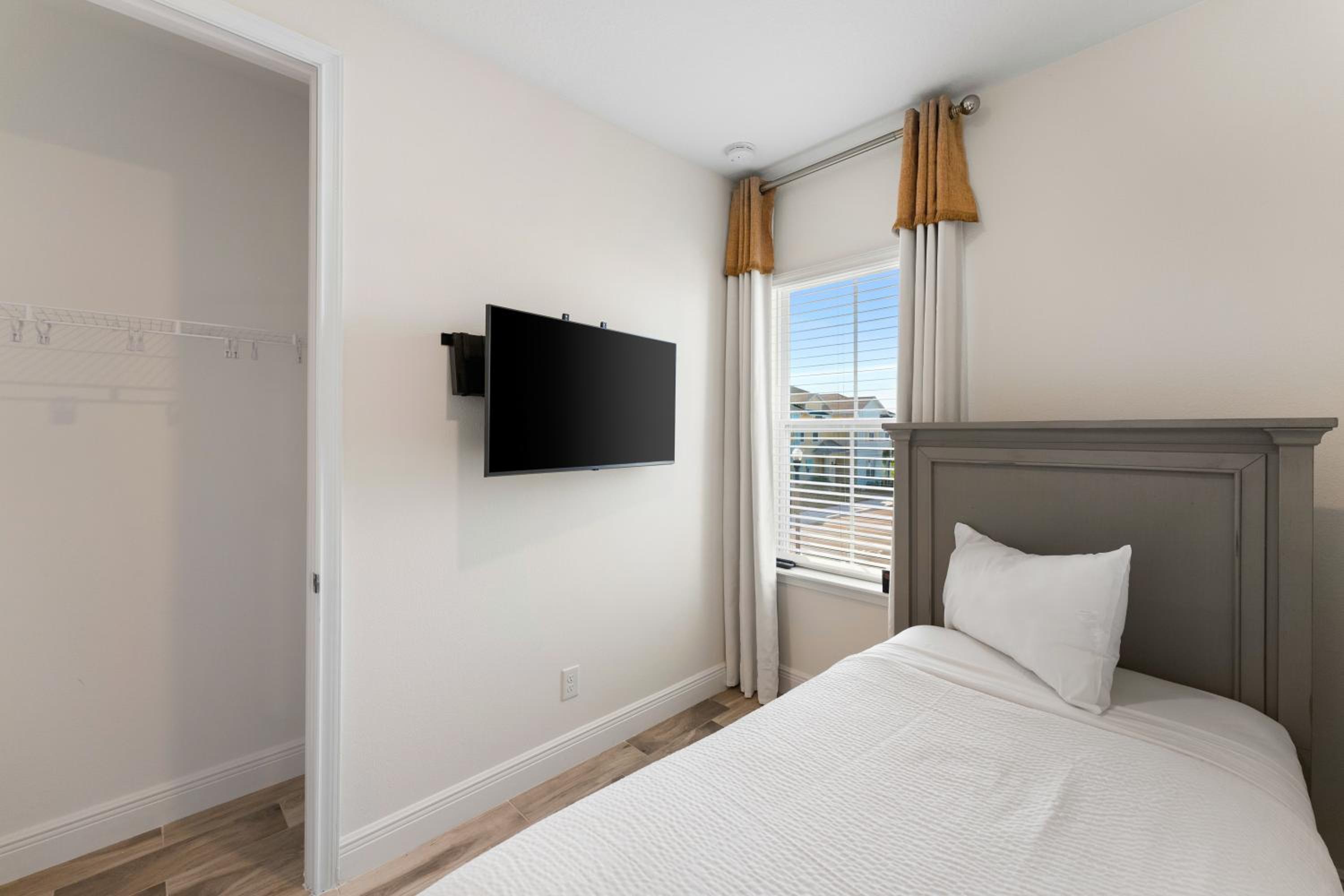 Bright And Cozy Villa Near Disney With Margaritaville Resort & Island H2O Access - 3053Cs