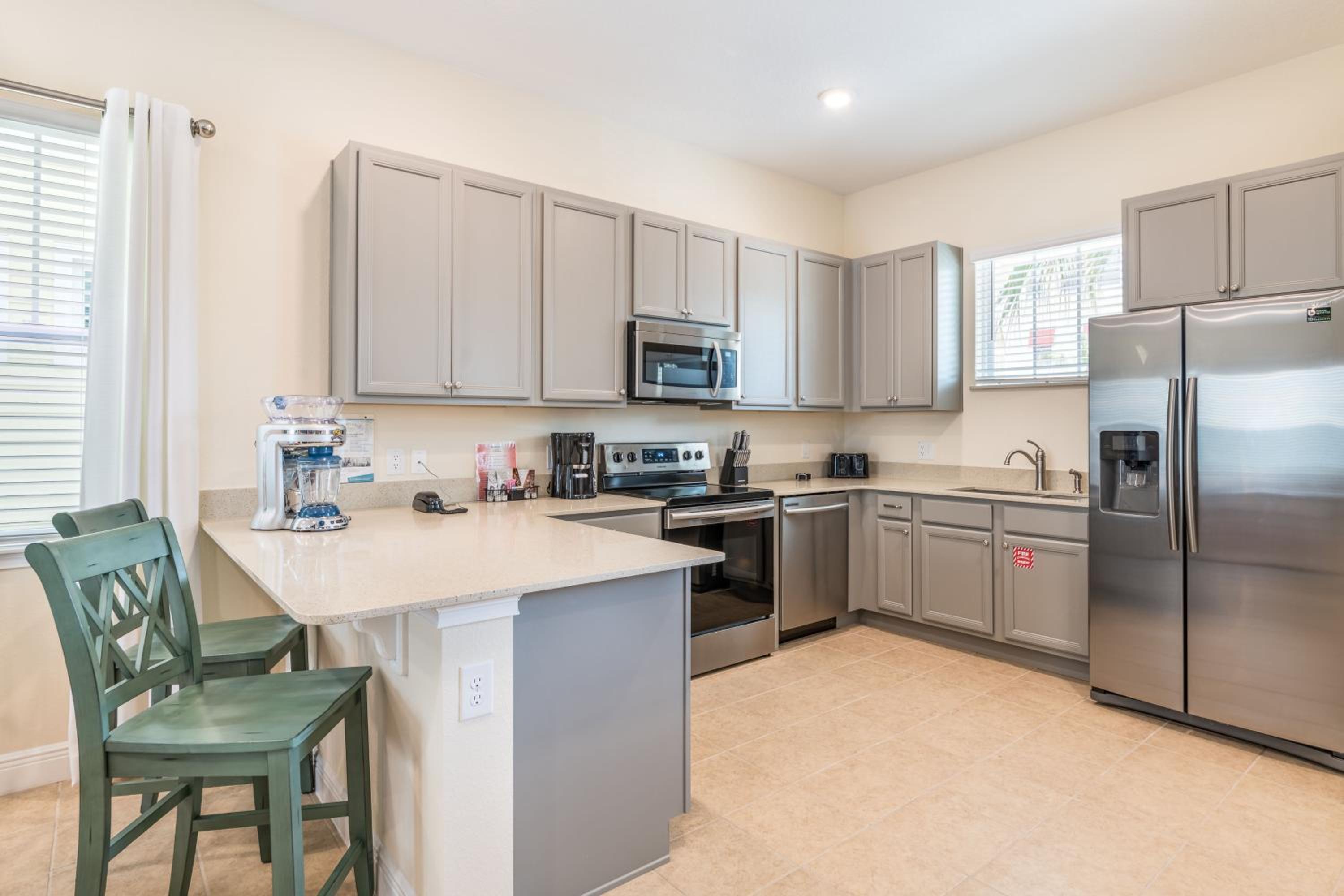 Cozy Cottage With Hot Tub Near Disney With Margaritaville Resort & Island H2O Access - 8056Dr