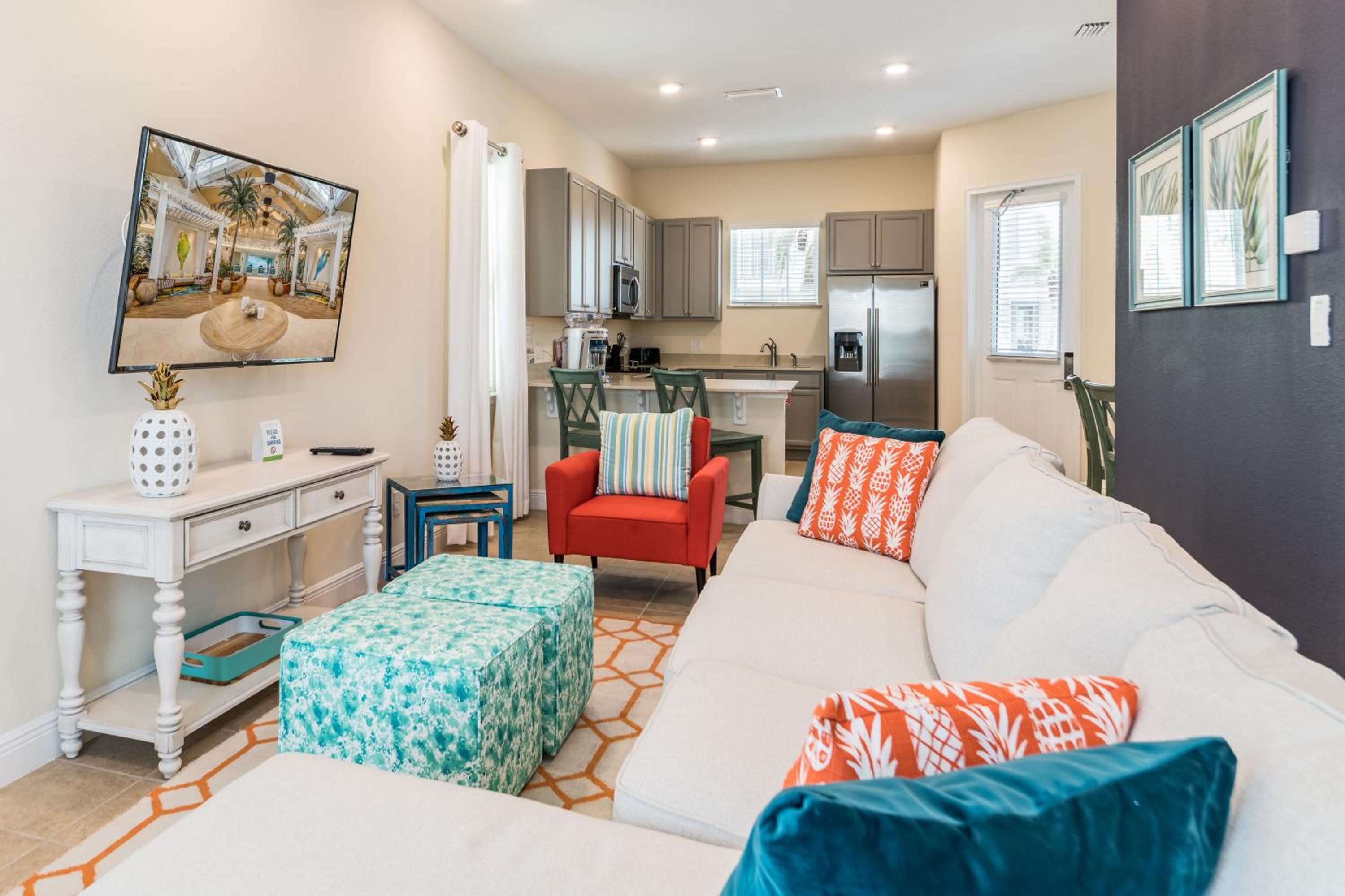 Cozy Cottage With Hot Tub Near Disney With Margaritaville Resort & Island H2O Access - 8056Dr