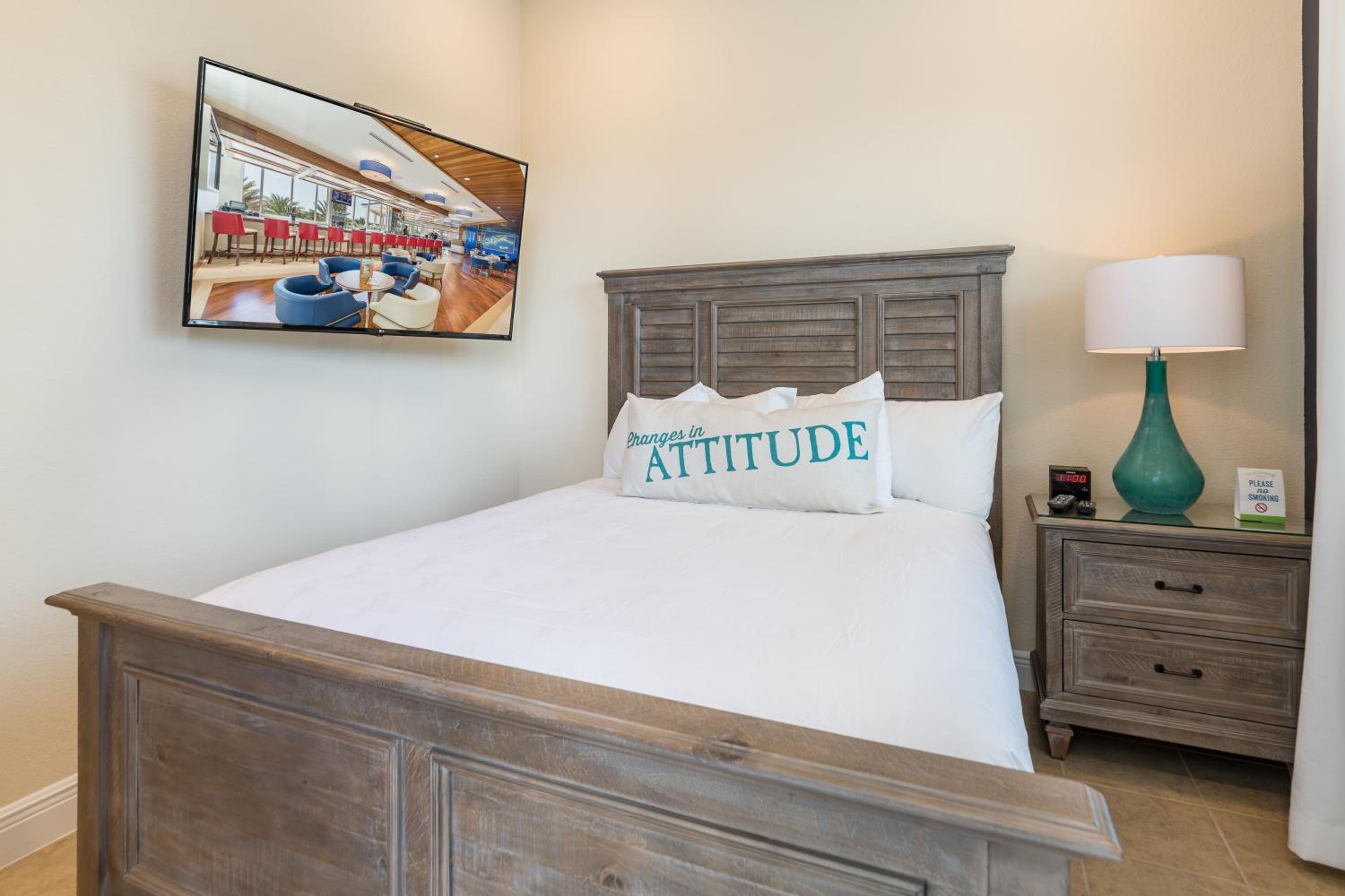 Cozy Cottage With Hot Tub Near Disney With Margaritaville Resort & Island H2O Access - 8056Dr