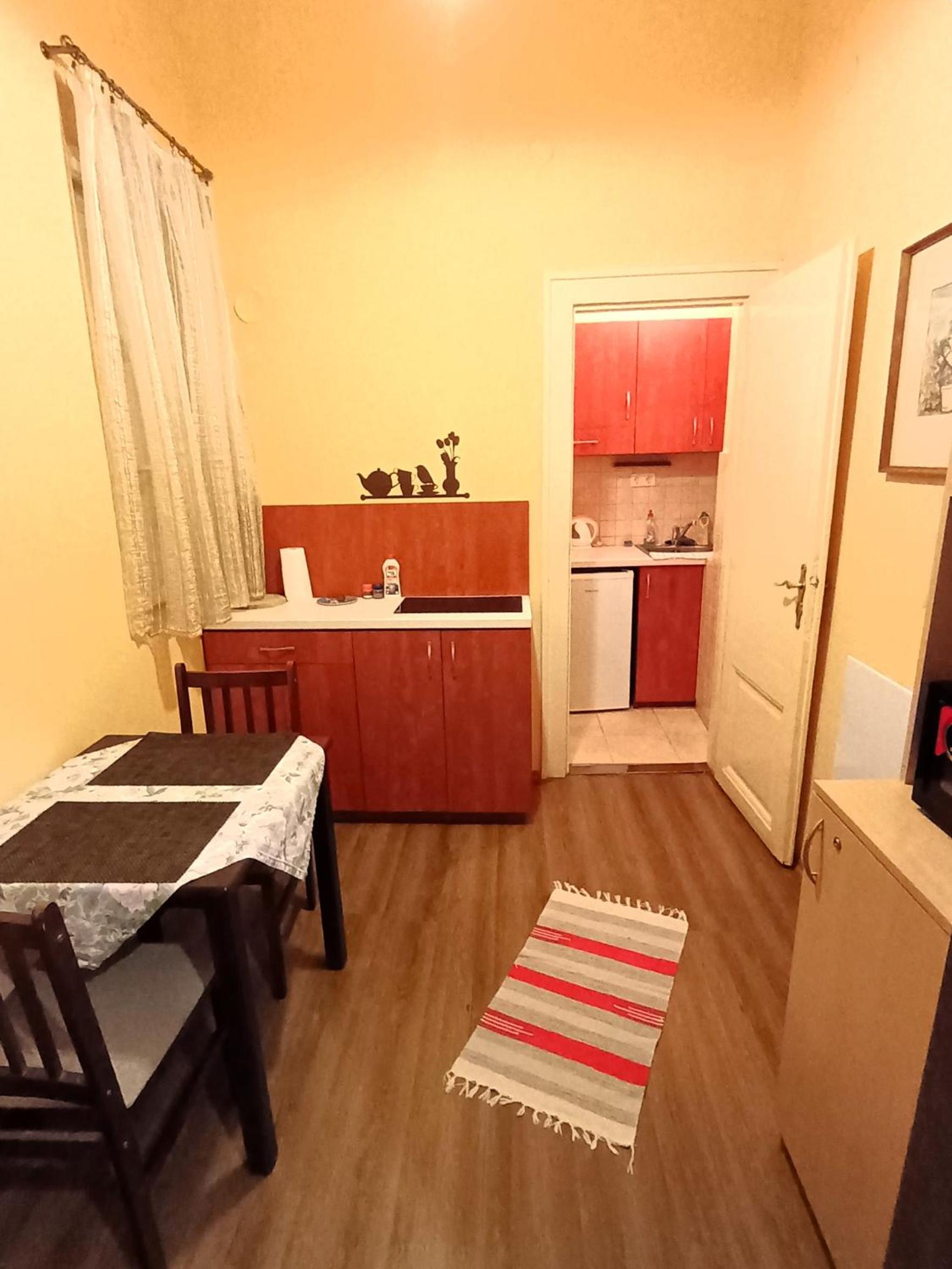 Gála Apartman Cozy Stay in City Center