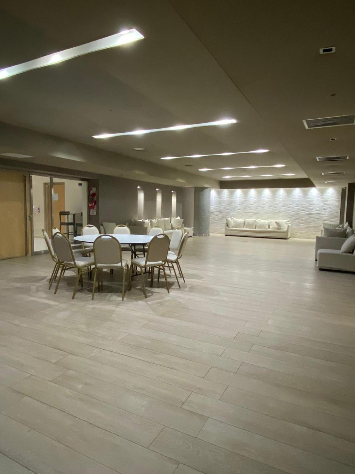 meeting & event spaces