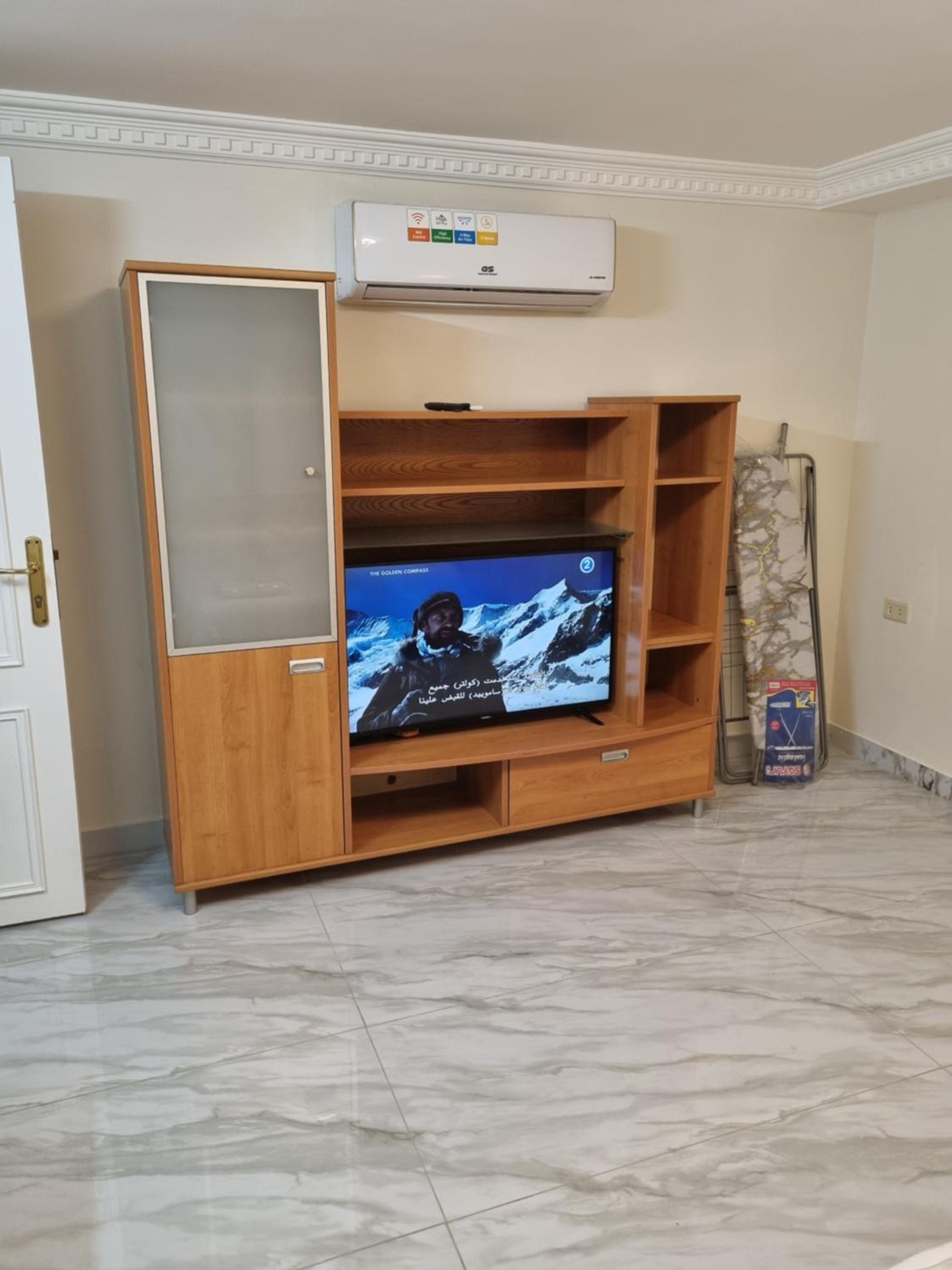 Large 1bedroom apart Deir Ghbar view 3
