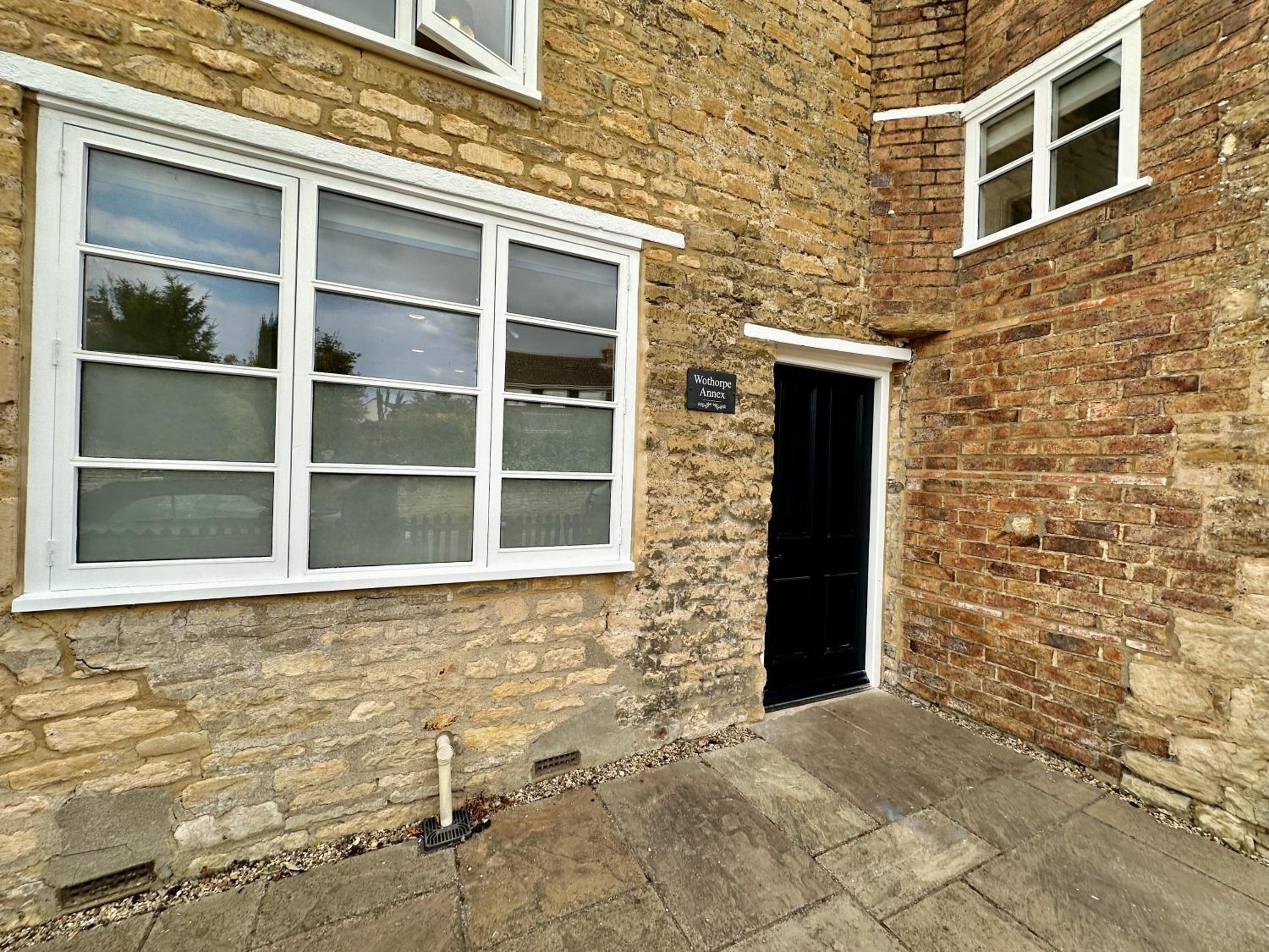 Wothorpe Apartment, Stamford Centre by Belmont Places
