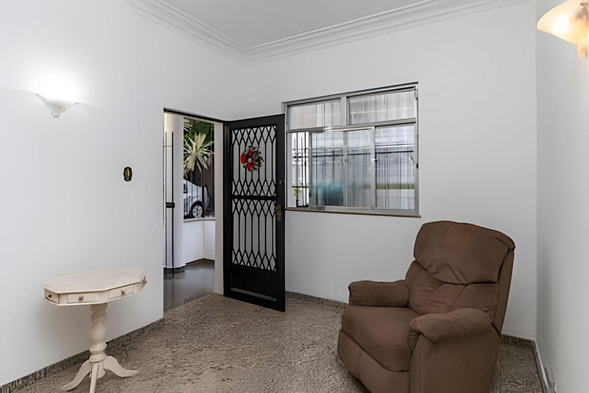 House in Copacabana - 2 Suites