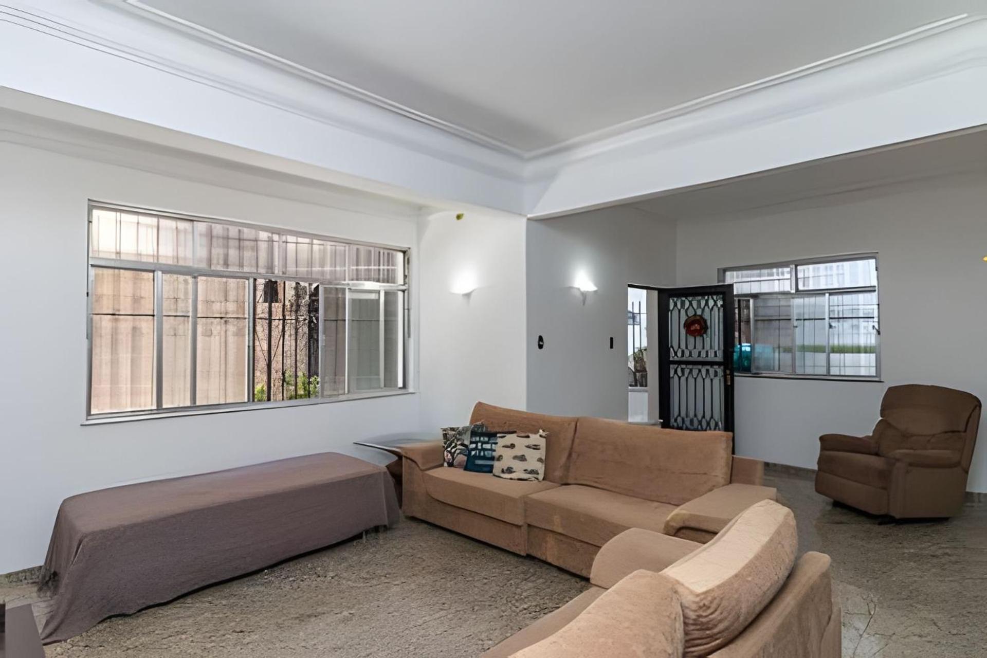 House in Copacabana - 2 Suites