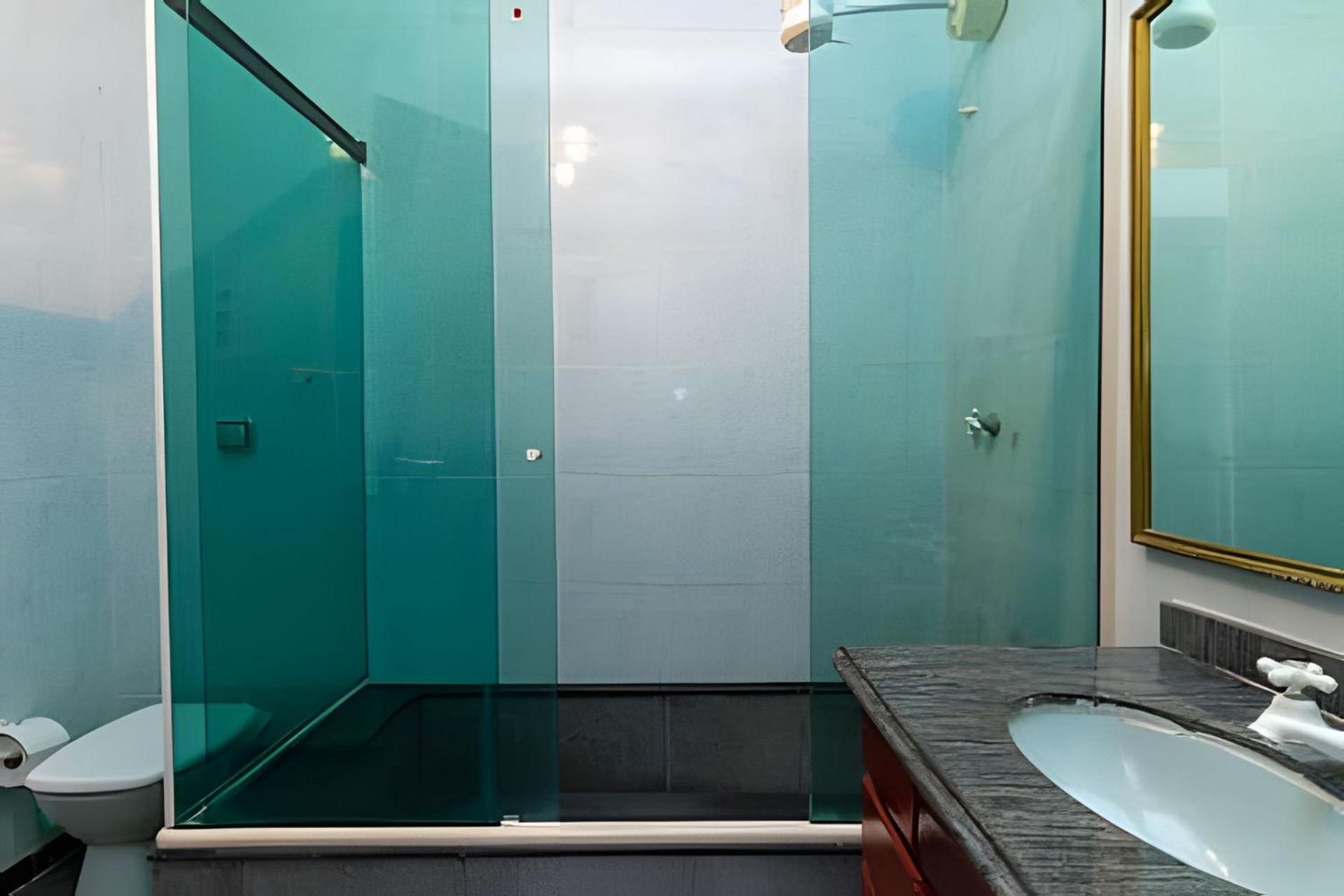 House in Copacabana - 2 Suites