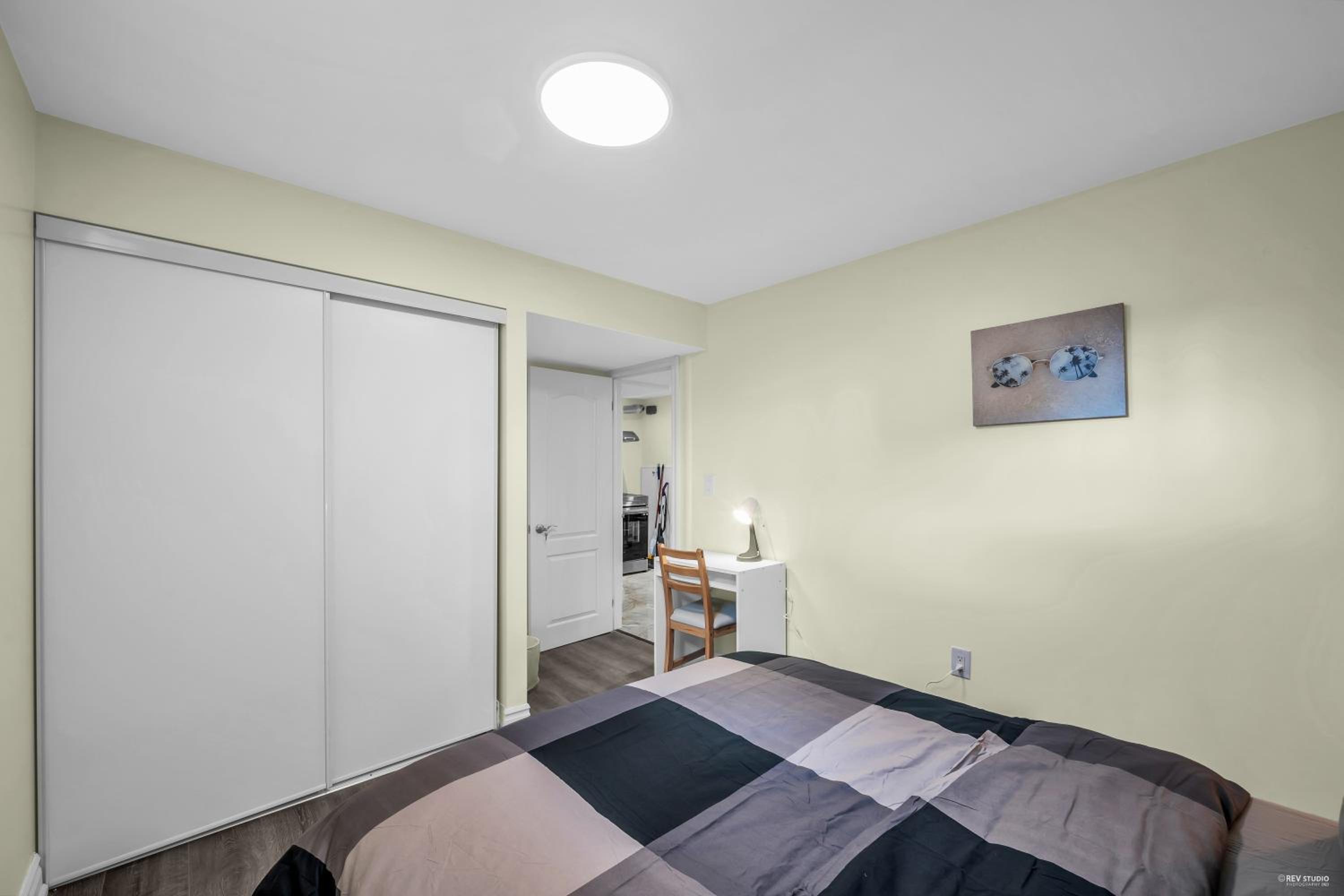 Luxury Renovated House in Prime Location with Parking