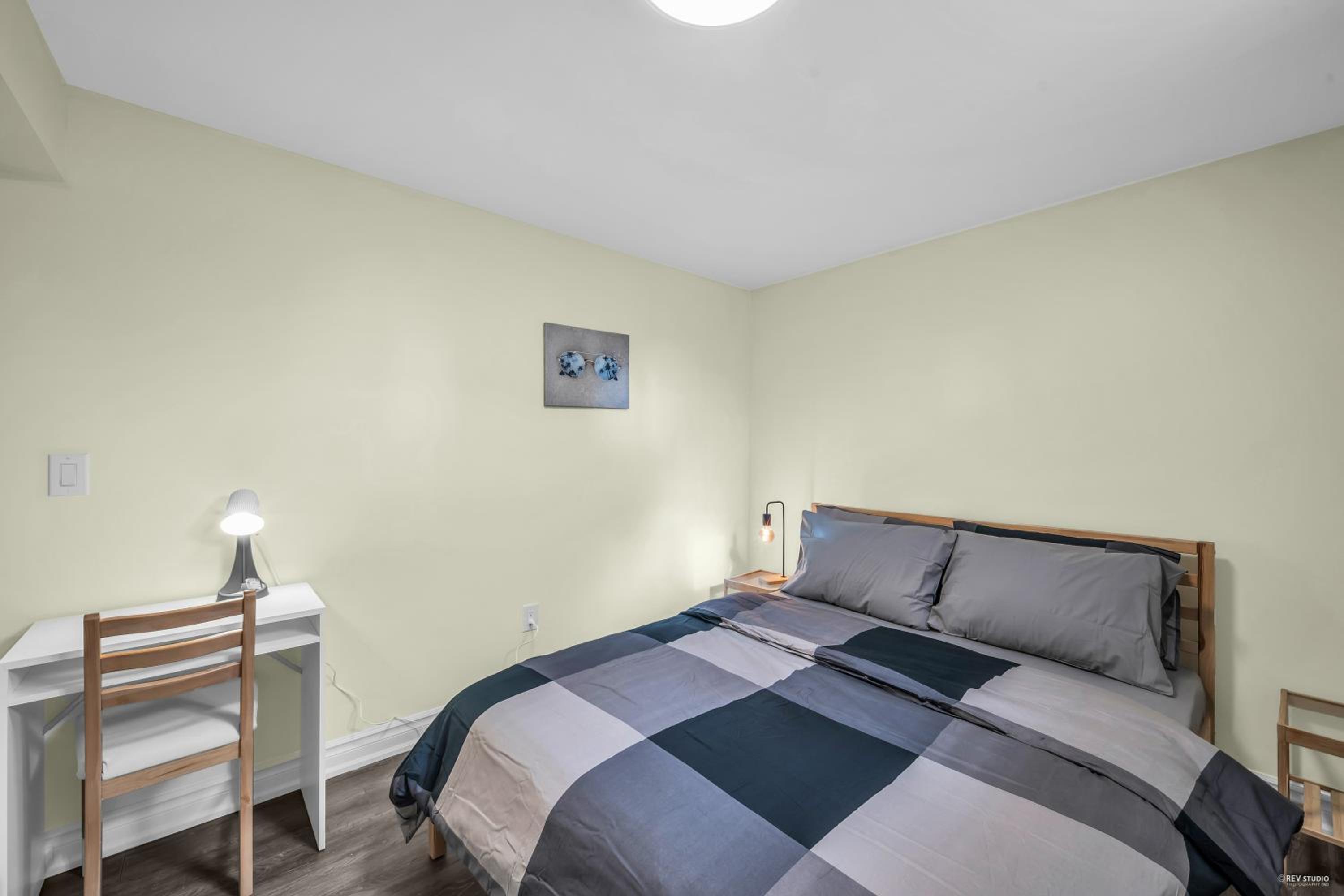 Luxury Renovated House in Prime Location with Parking