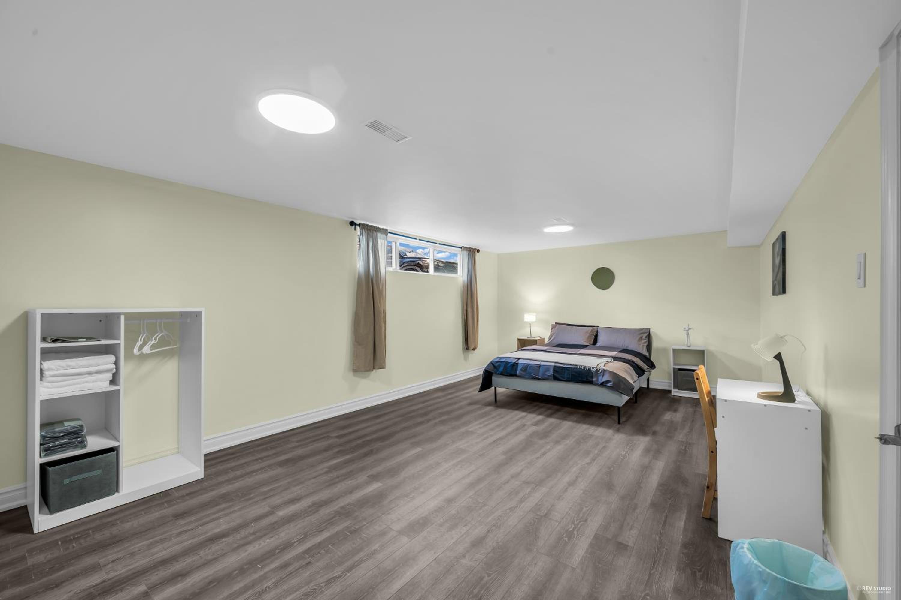 Luxury Renovated House in Prime Location with Parking