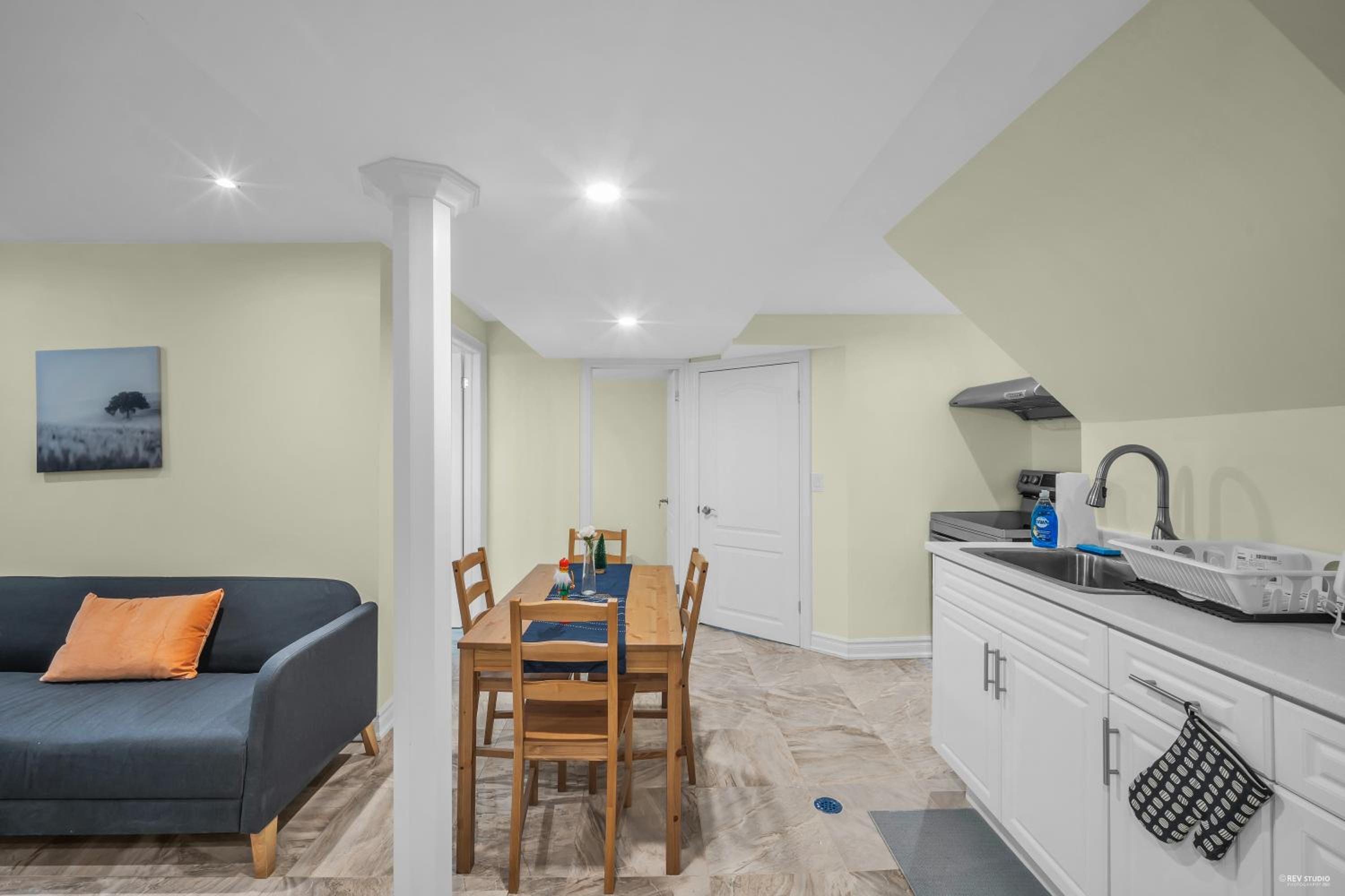 Luxury Renovated House in Prime Location with Parking