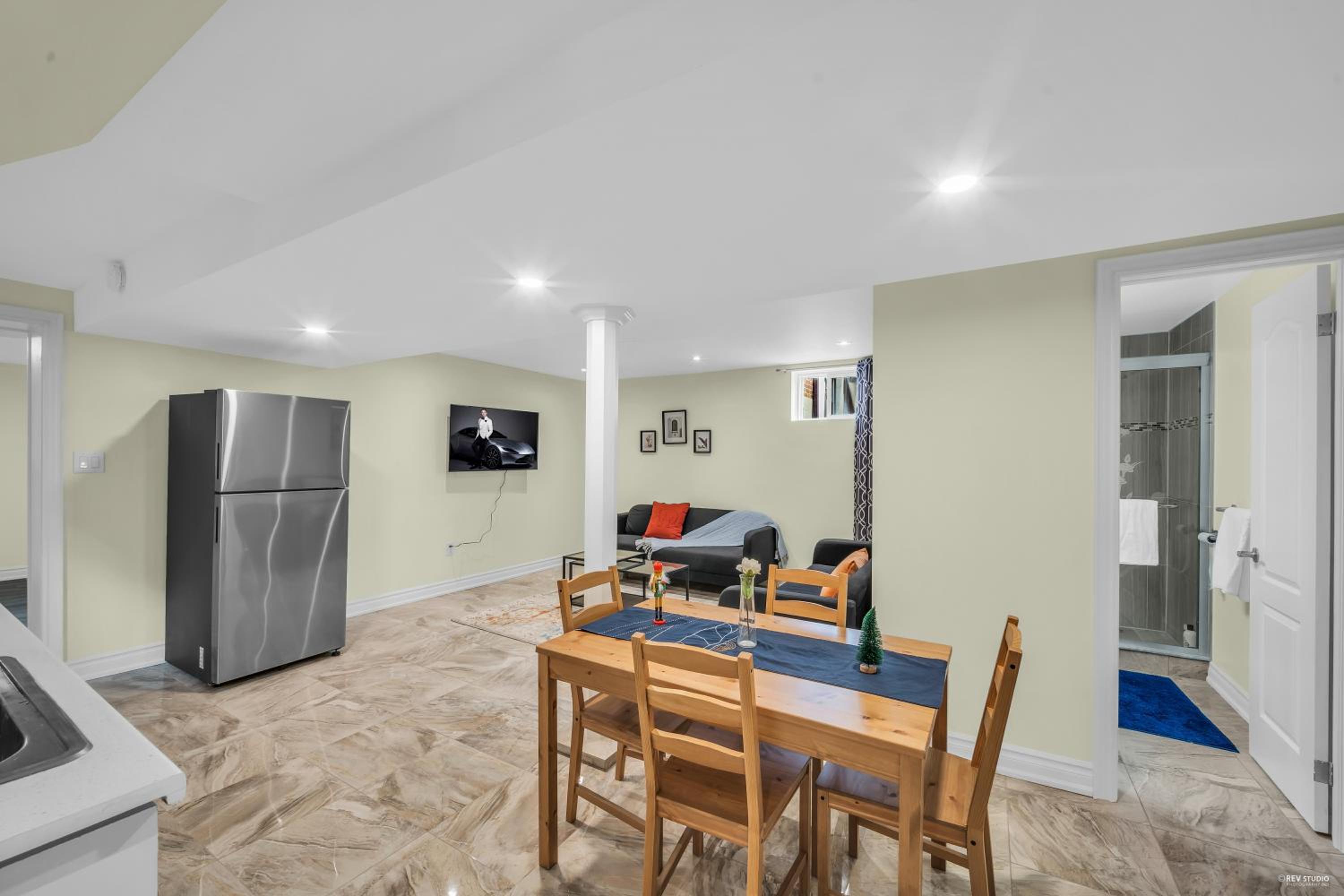 Luxury Renovated House in Prime Location with Parking