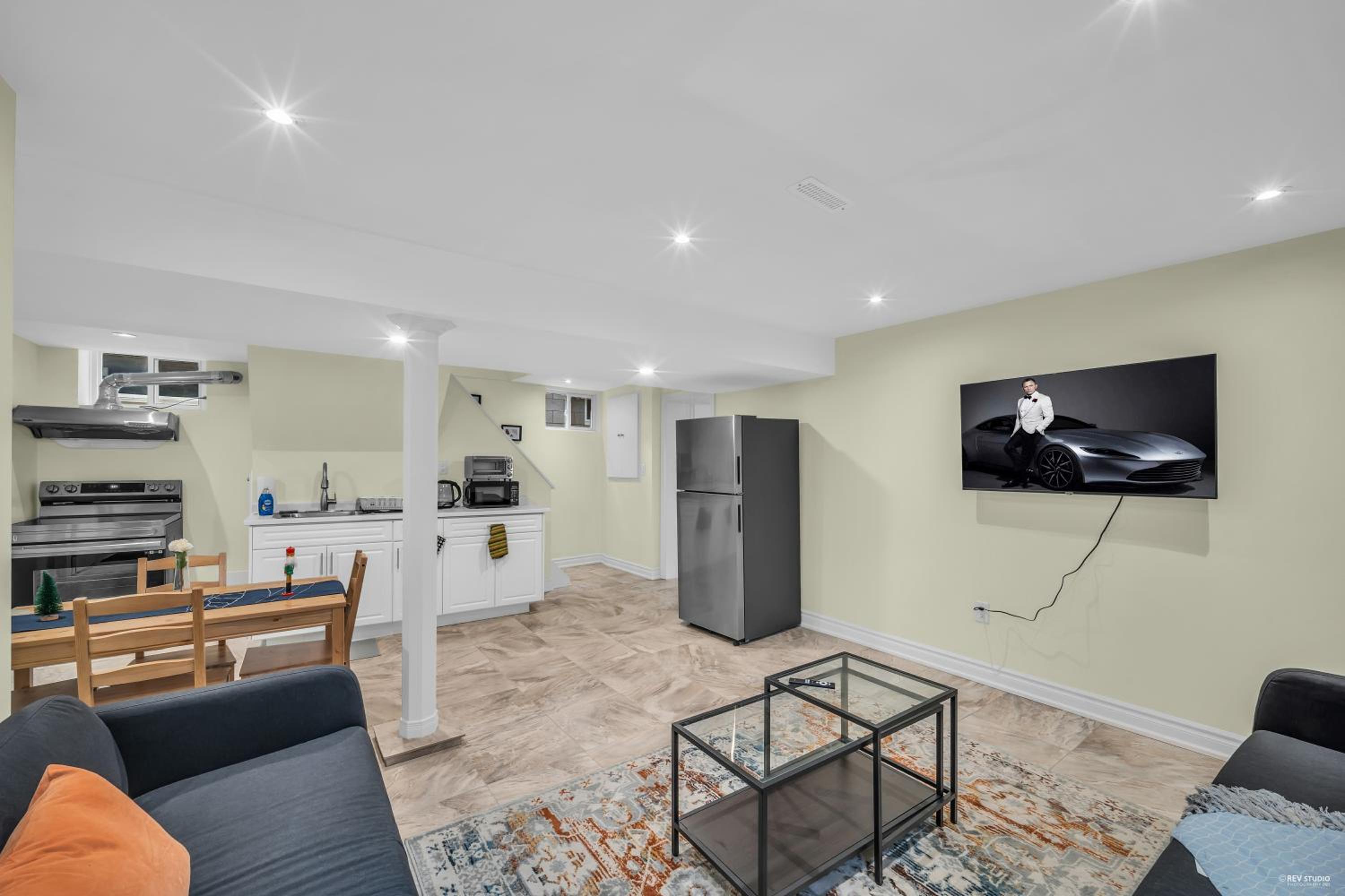 Luxury Renovated House in Prime Location with Parking