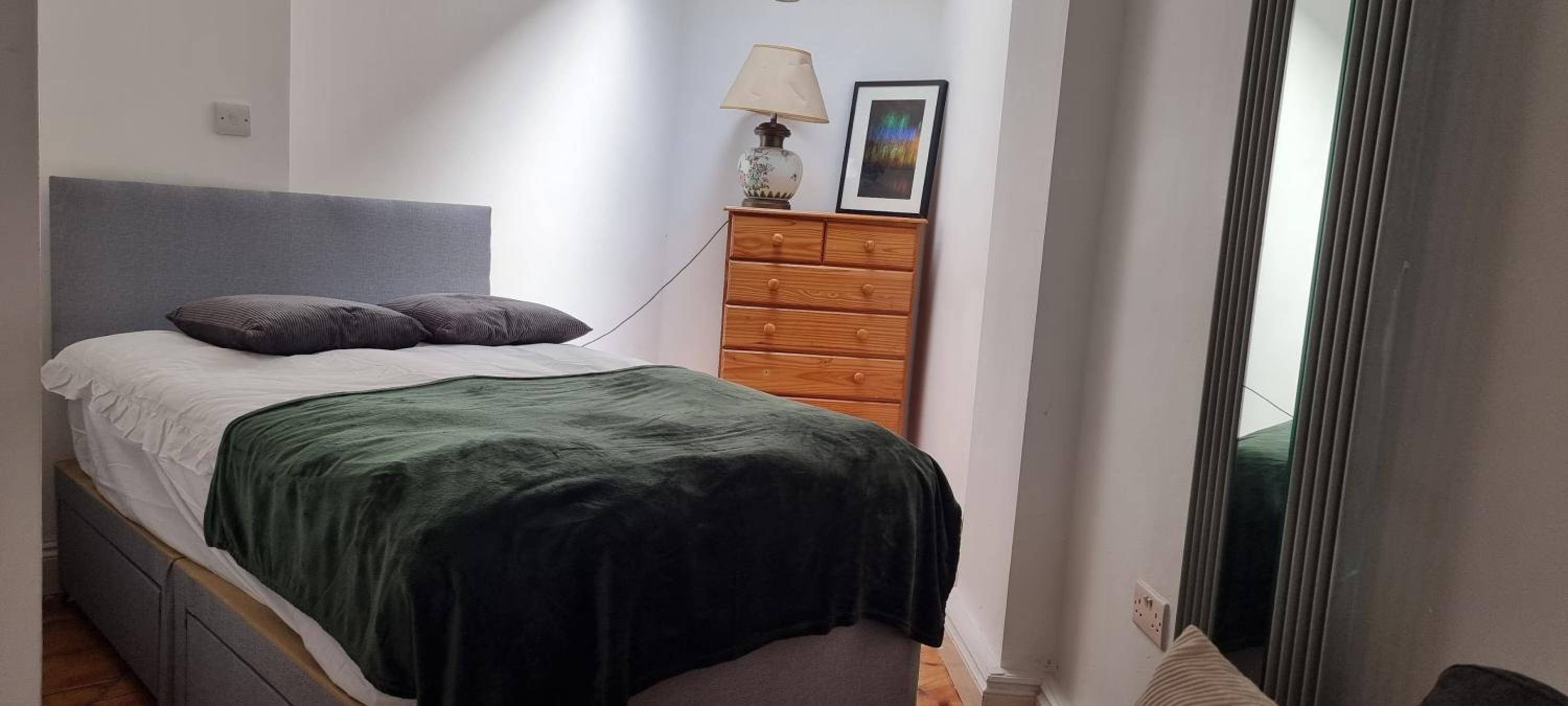 King's Cross Road Private Rooms